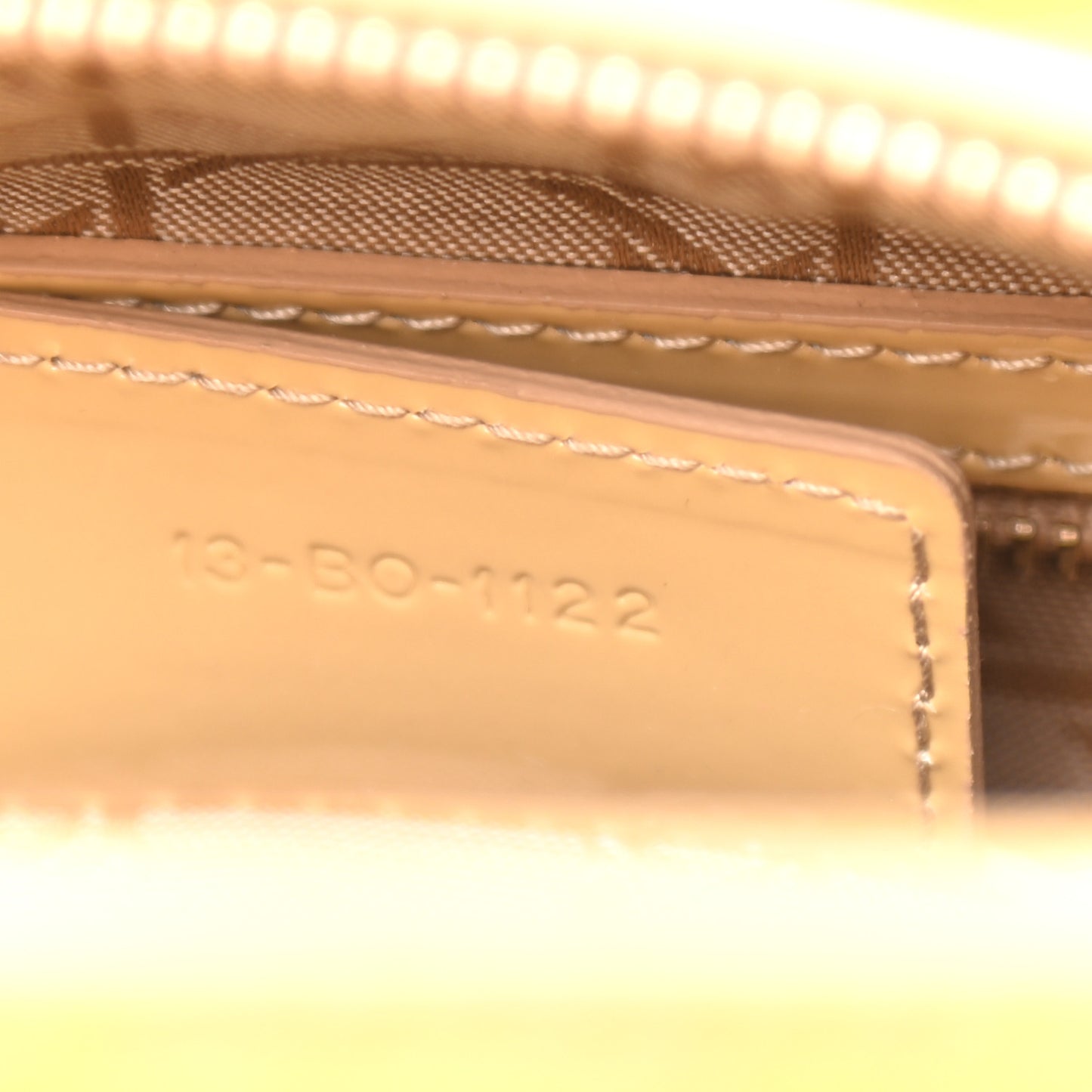 Patent Cannage Medium Lady Dior Beige
