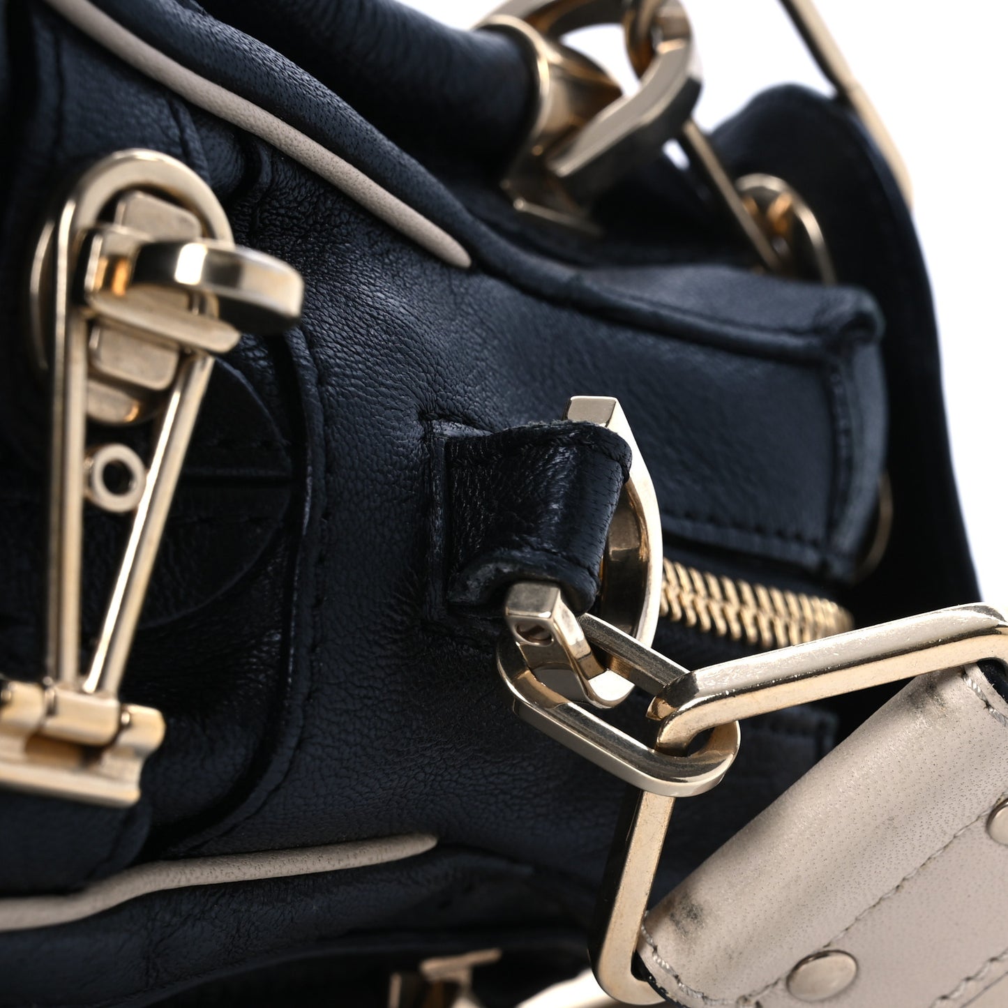 Calfskin Medium Military Paraty Black