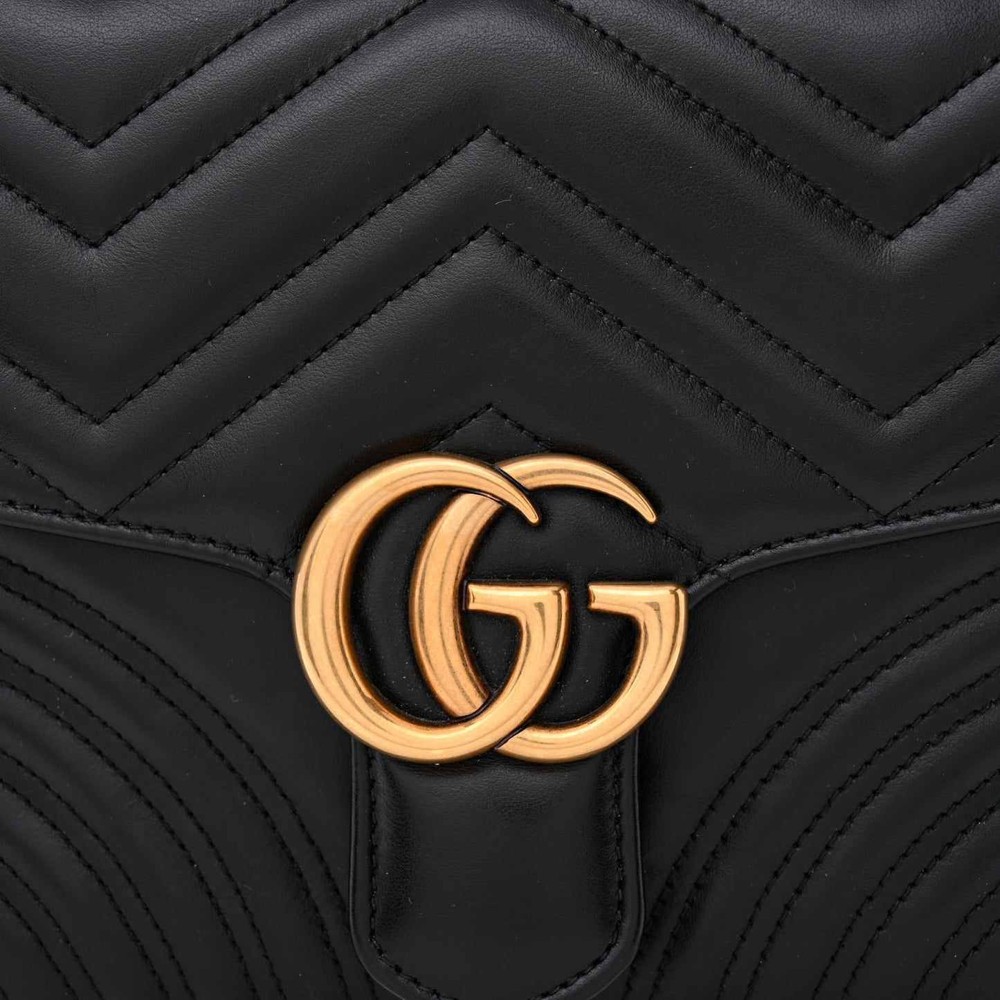 Calfskin Matelasse Small GG Marmont Top Handle Shoulder Bag Black