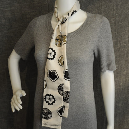 Louis Vuitton Silk Japanese Hibiscus Bandeau Ecru 2 of 4