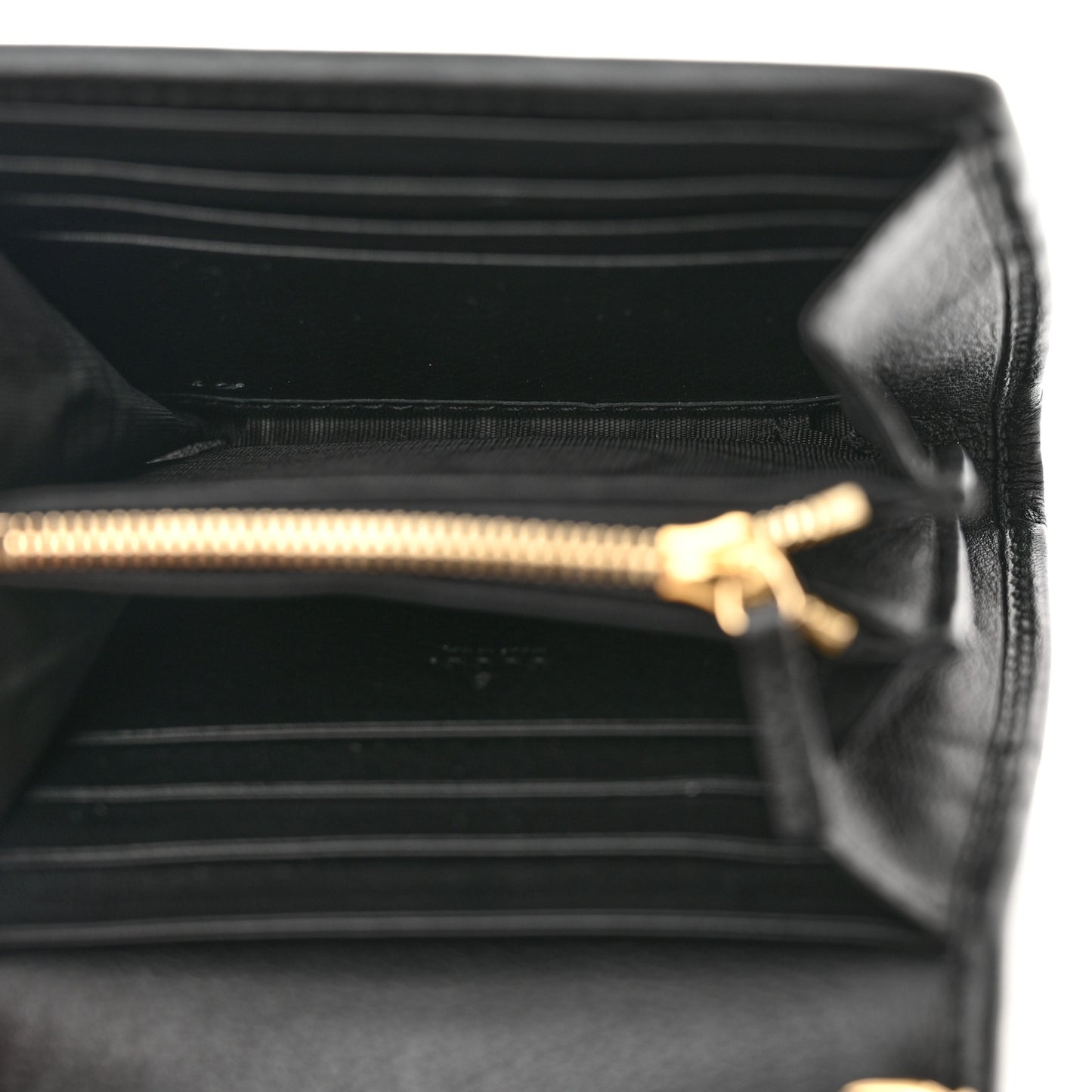 Roxy Calfskin Medium Blondie Chain Wallet Black