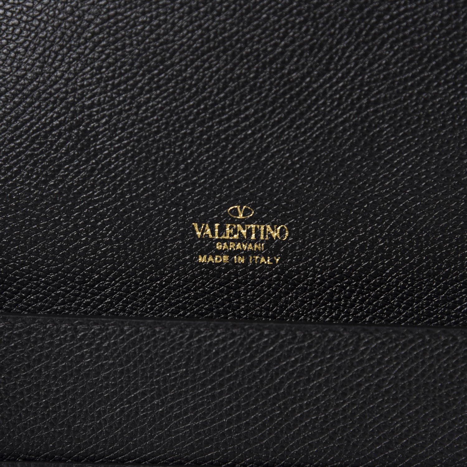 Valentino Garavani Grainy Calfskin Vlogo Signature Pouch Black 7 of 8
