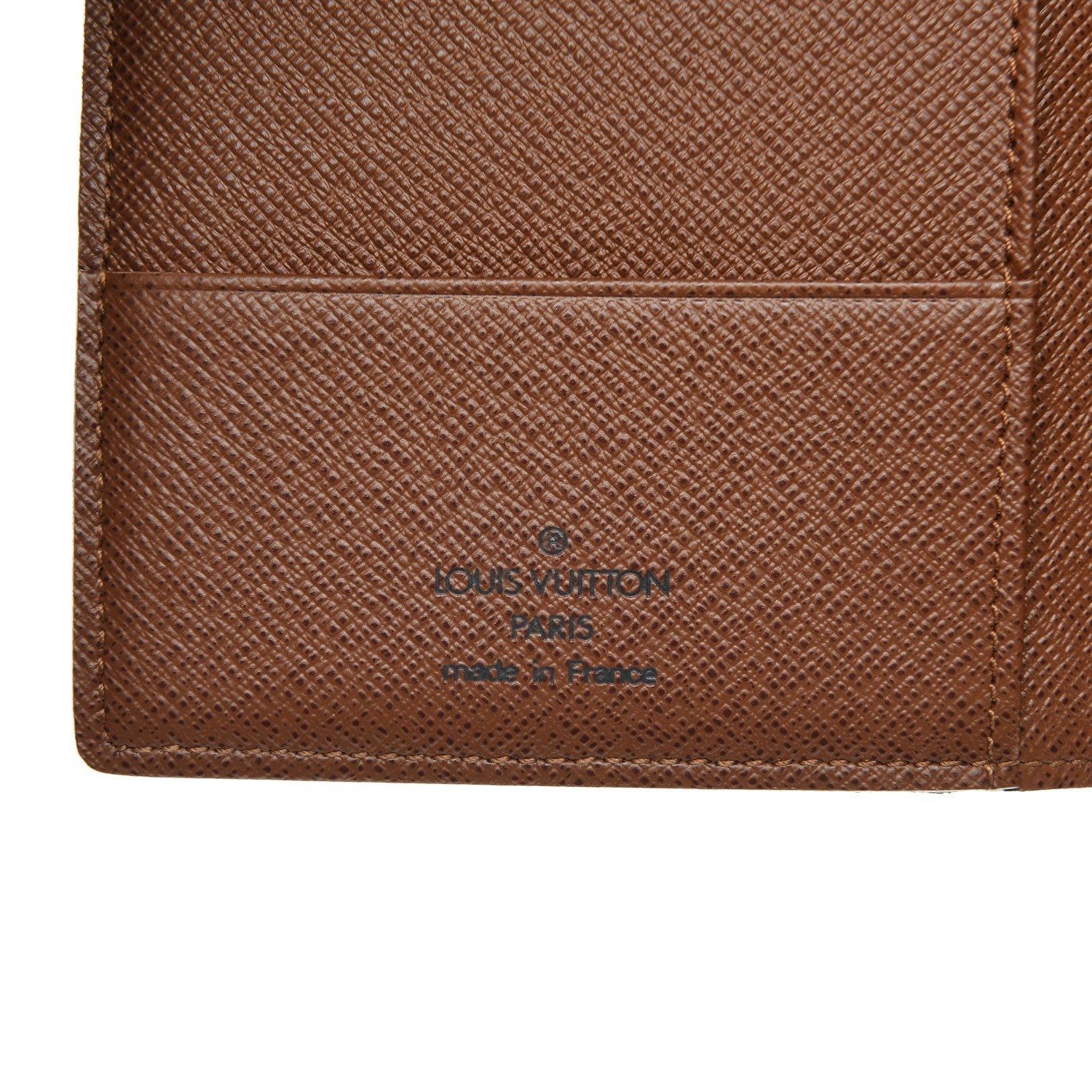 Louis Vuitton Monogram Passport Cover 6 of 6