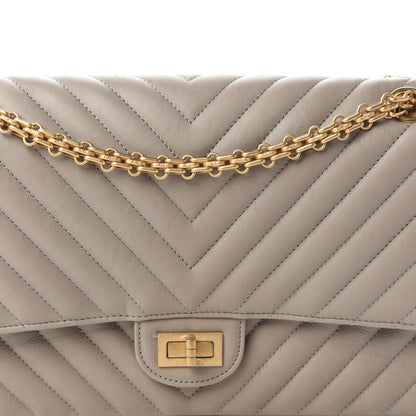 Chanel Calfskin Chevron Quilted 2.55 Reissue 226 Flap Grey 10 of 11