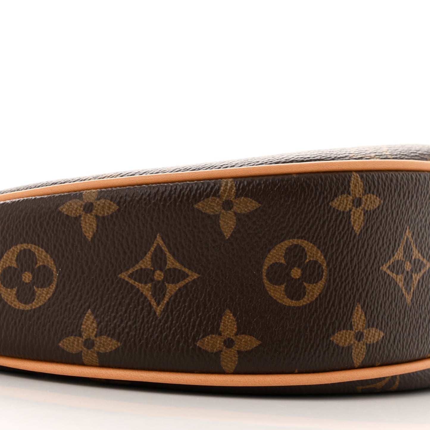 Monogram Loop