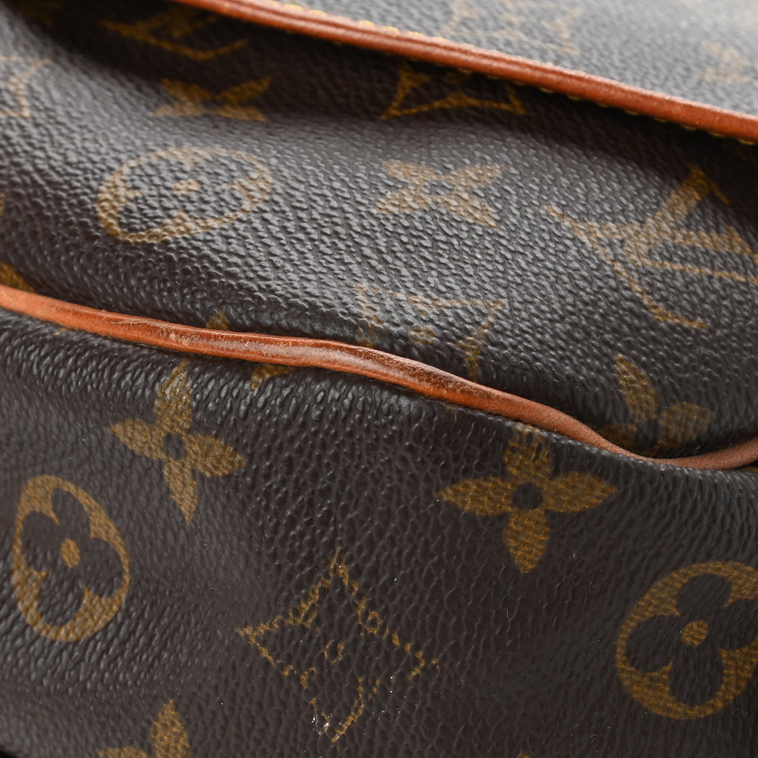 Louis Vuitton Monogram Saumur 30 13 of 18