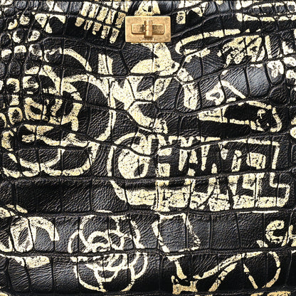 Chanel Calfskin Crocodile Embossed Graffiti 2.55 Medium Cocodile Reissue Cosmetic Case Black Gold 8 of 9