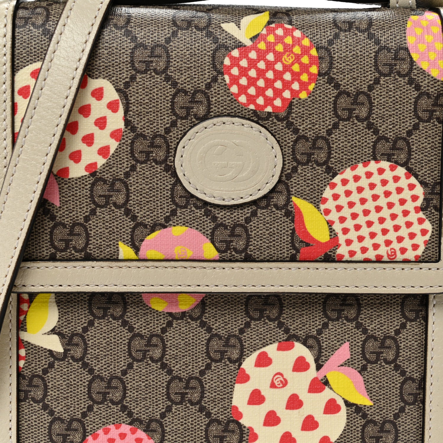 Gucci GG Supreme Monogram Les Pommes Retro Interlocking G Les Pommes Messenger Bag Beige Multicolor Mystic White 8 of 11