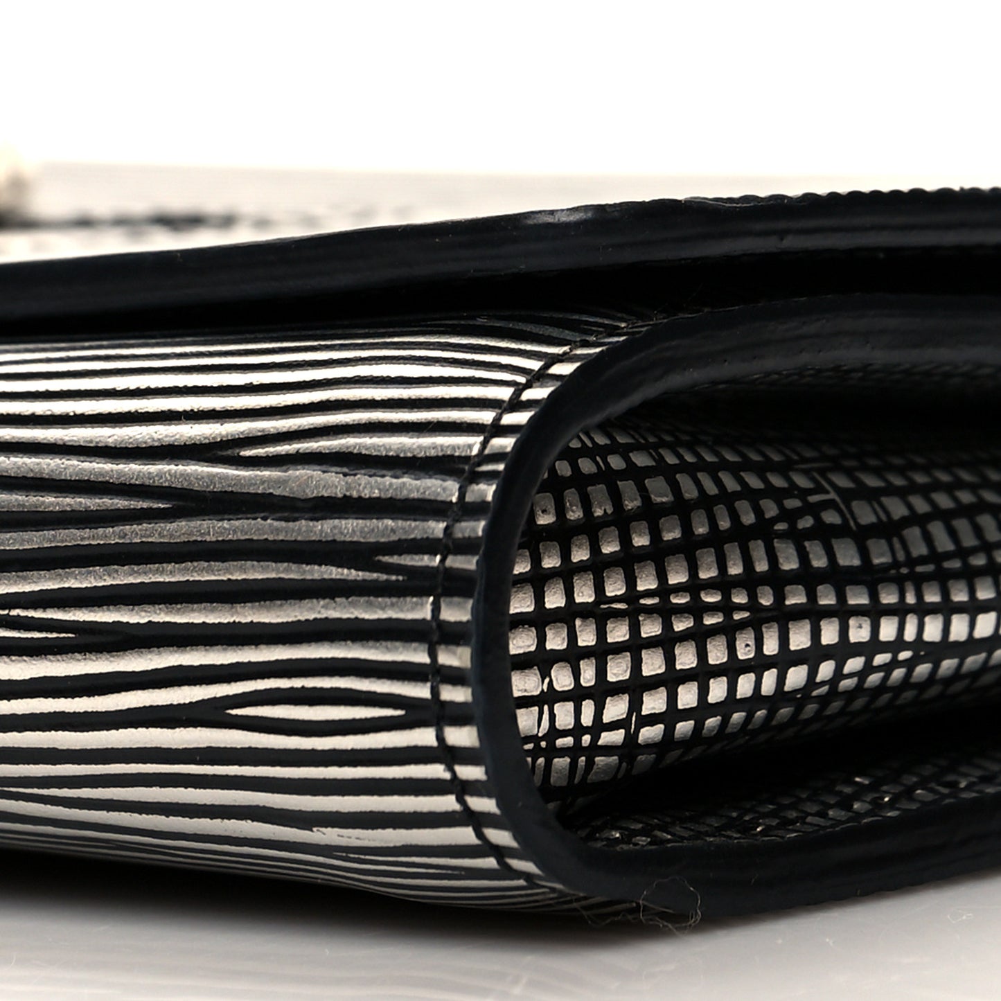 Epi Twist Chain Wallet Metal