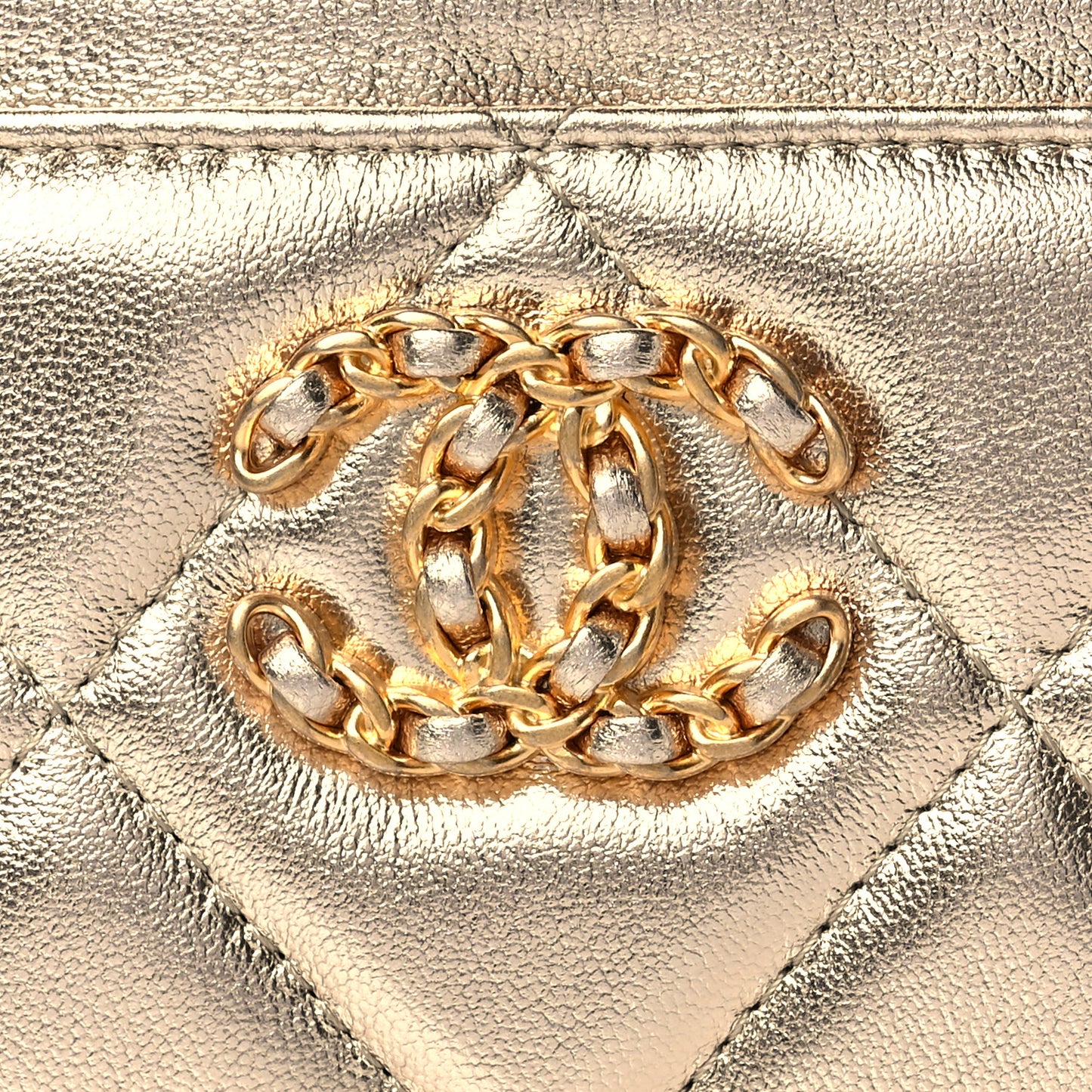 Metallic Lambskin Quilted Chanel 19 Card Holder Gold