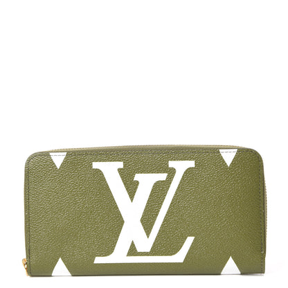 Louis Vuitton Monogram Giant Zippy Wallet Kaki White 1 of 8