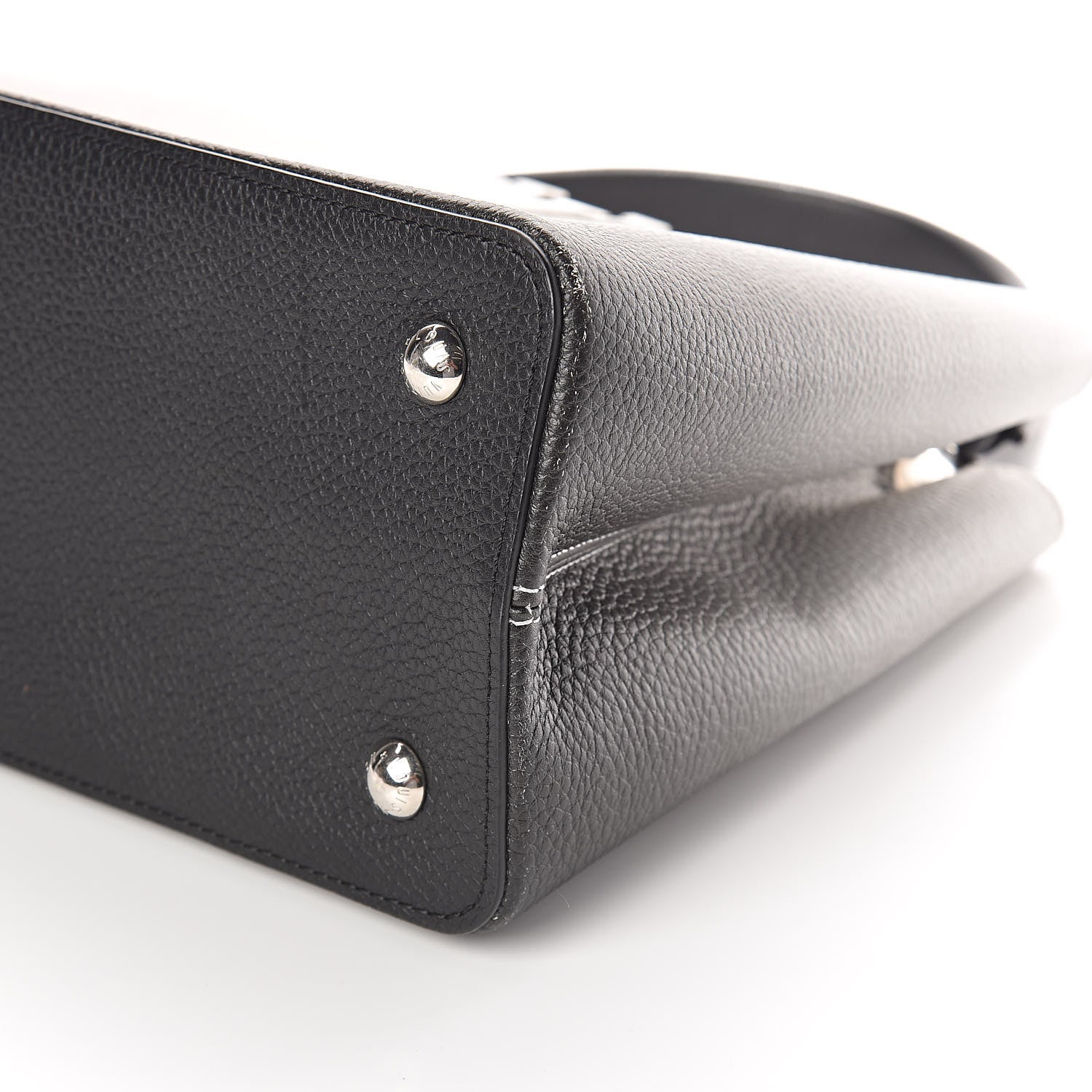 Louis Vuitton Taurillon Capucines MM Cloudy Black 9 of 10