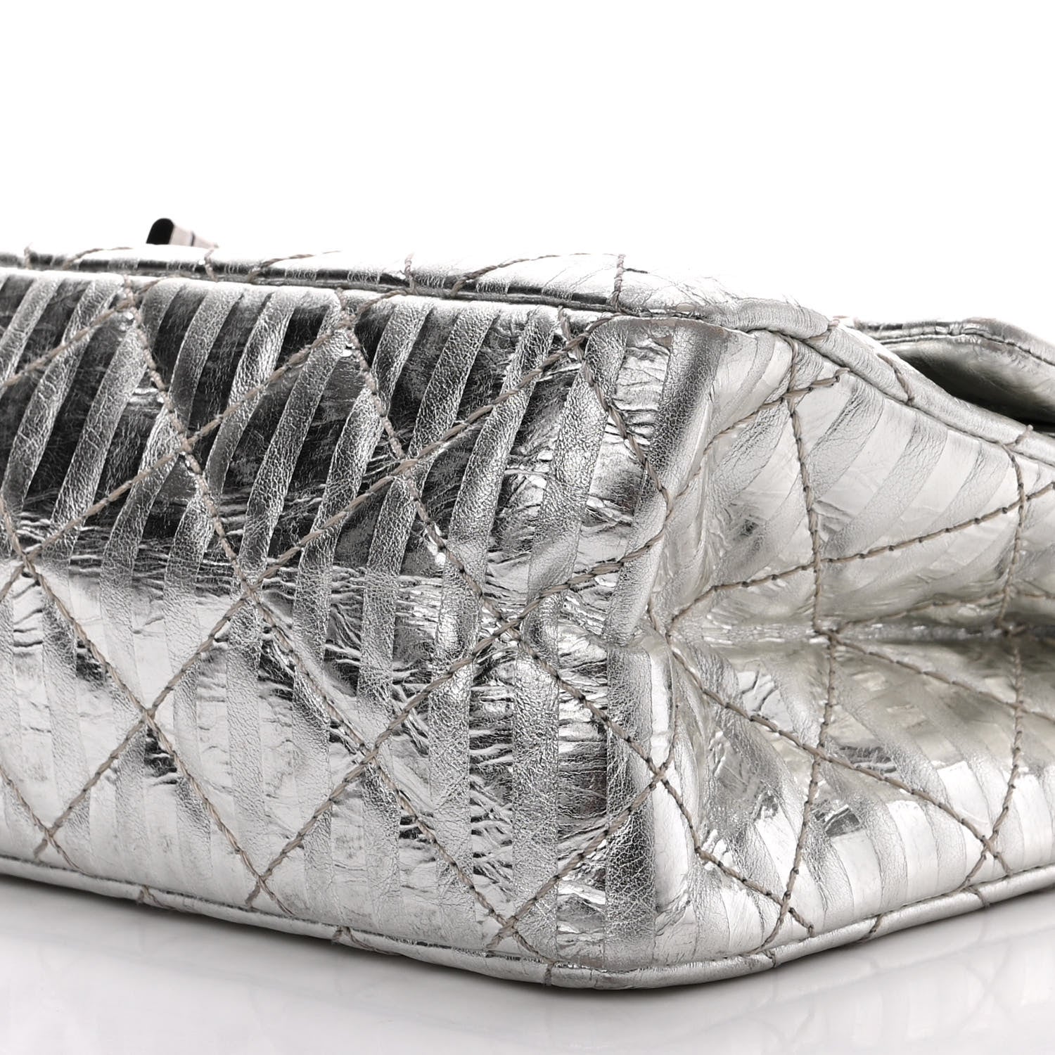 Chanel Metallic Calfskin Striped 2.55 Reissue Flap Silver 10 of 12