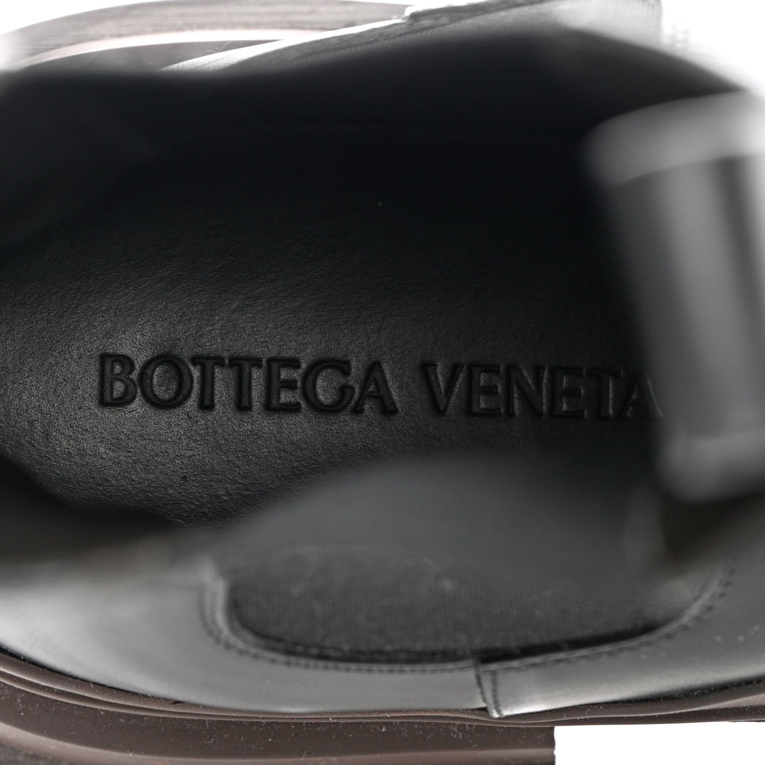 Bottega Veneta Calfskin Mens The Tire Chelsea Boots 42 Black Camping 7 of 19