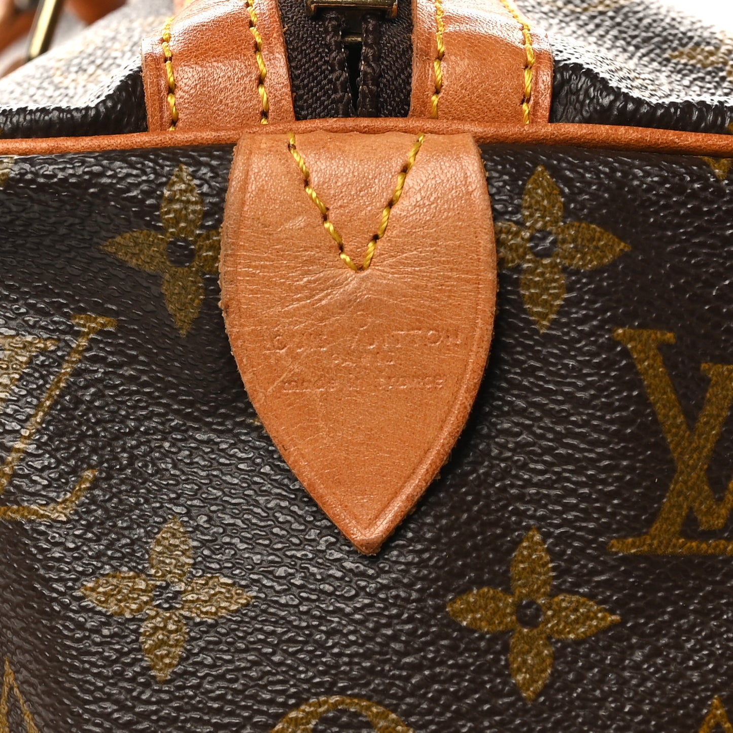 Monogram Sac Souple 35