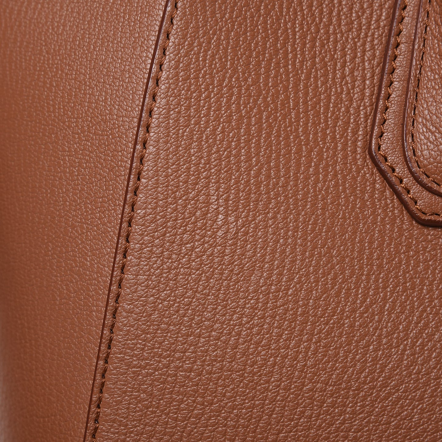 Sugar Goatskin Medium Antigona Cognac