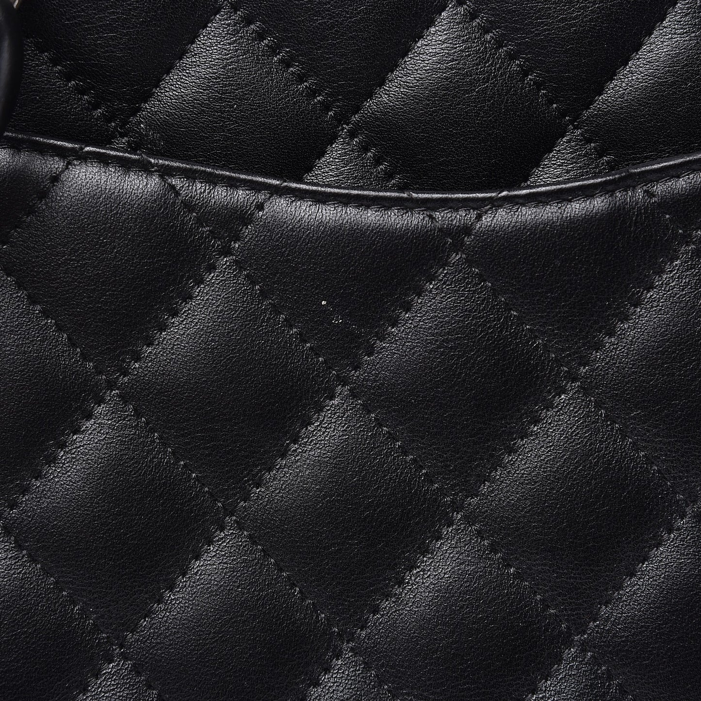 Calfskin Quilted Large Cambon Multipocket Reporter Black White