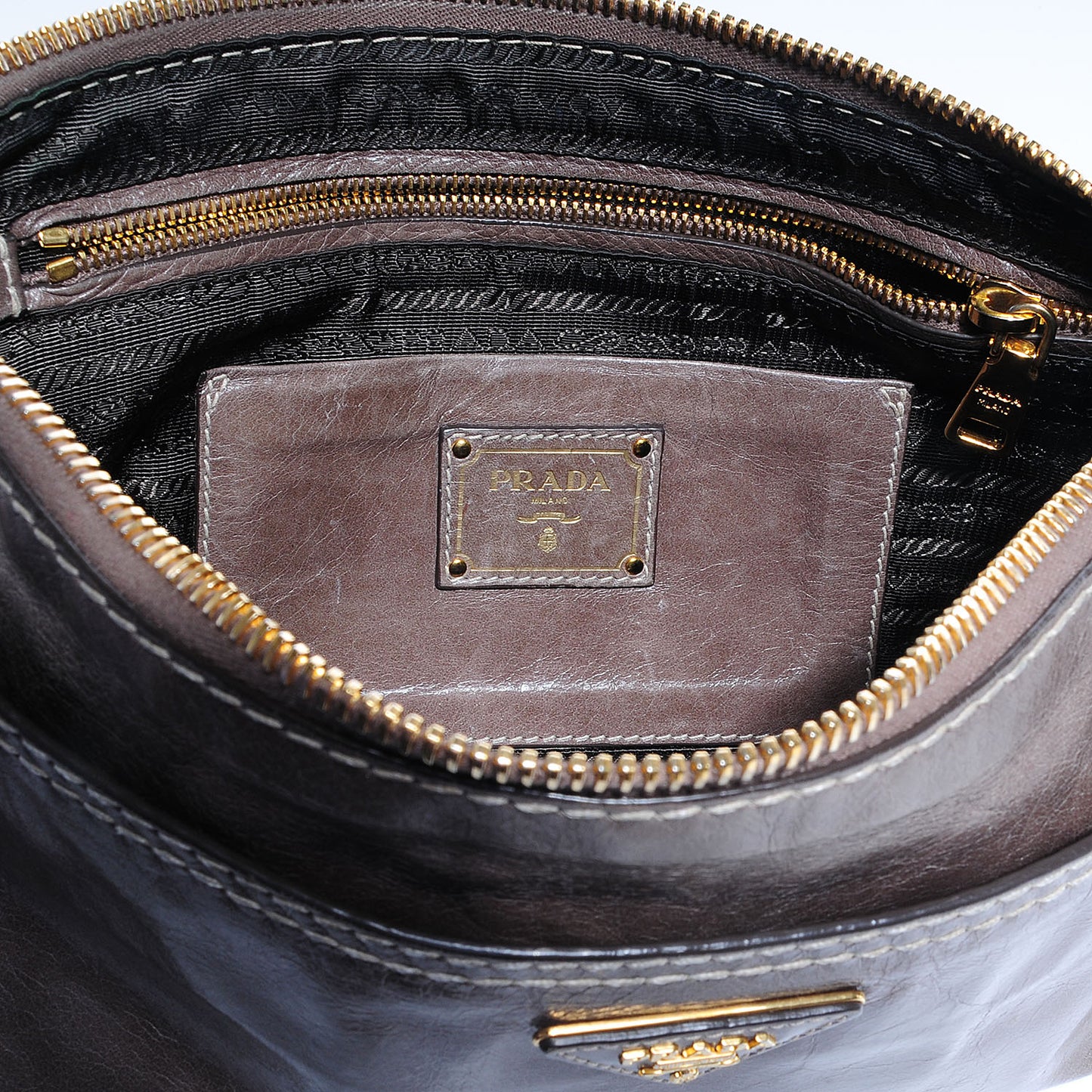 Vitello Shine Pochette Clutch Argilla