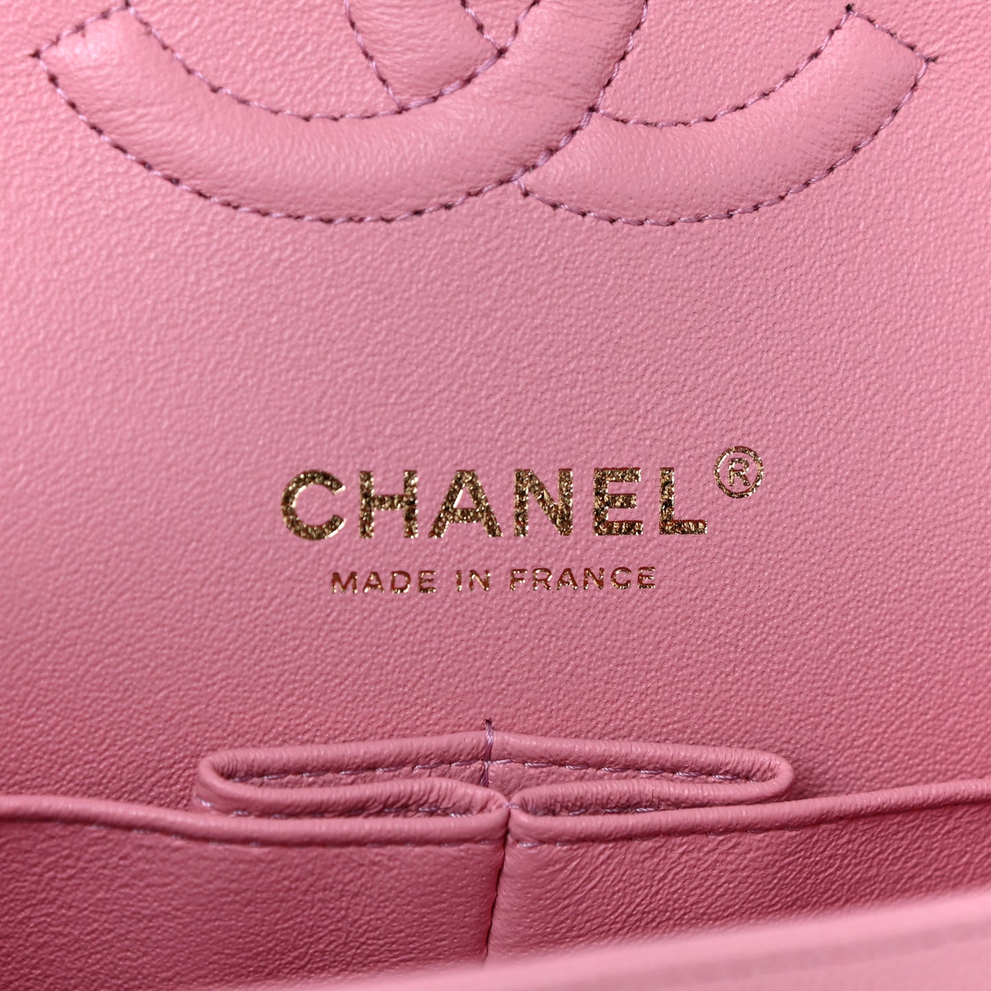Caviar Flat Chevron Quilted Medium Double Flap Pink