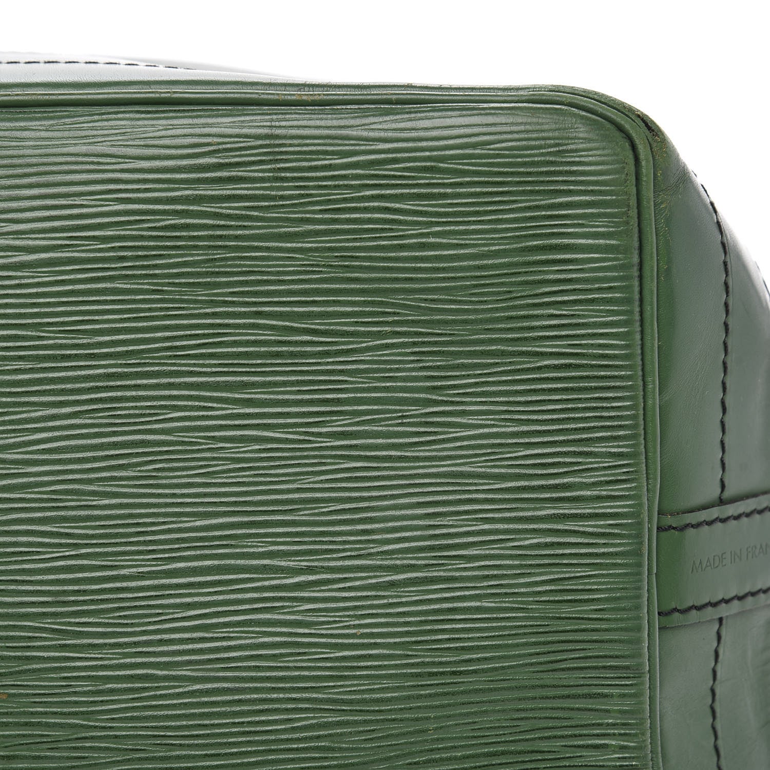 Louis Vuitton Epi Noe Borneo 7 of 18