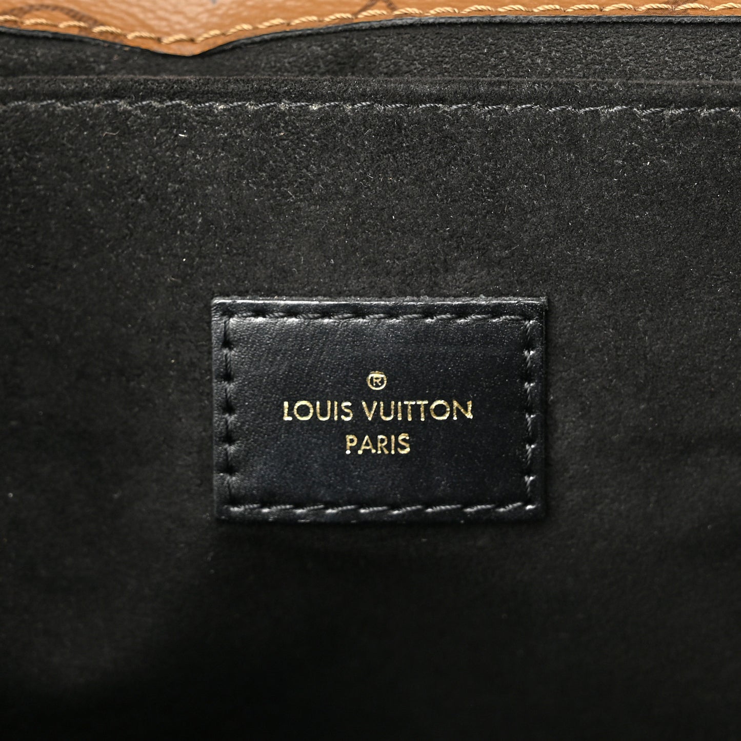 Reverse Monogram Pochette Metis