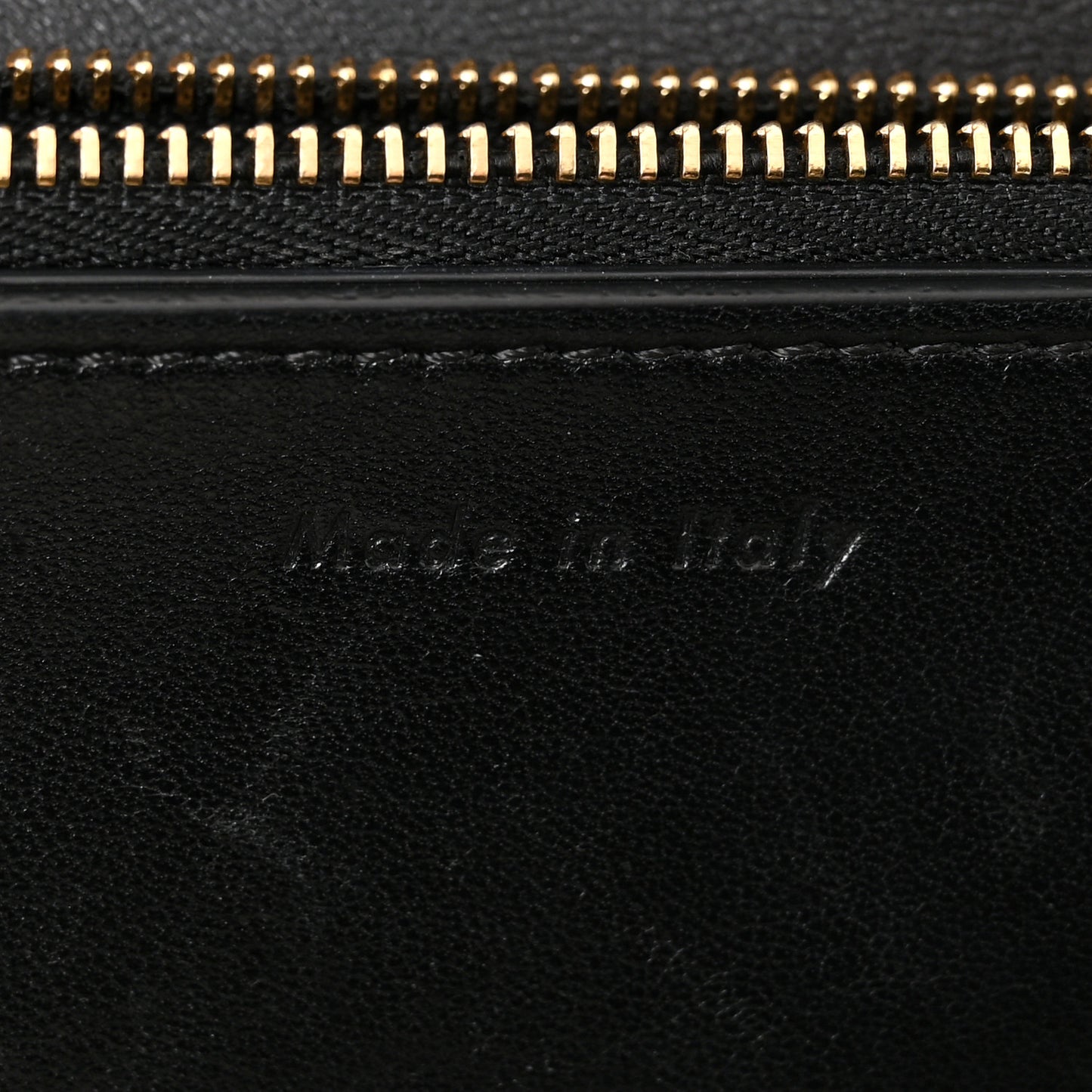 Box Calfskin Medium Classic Box Flap Bag Black