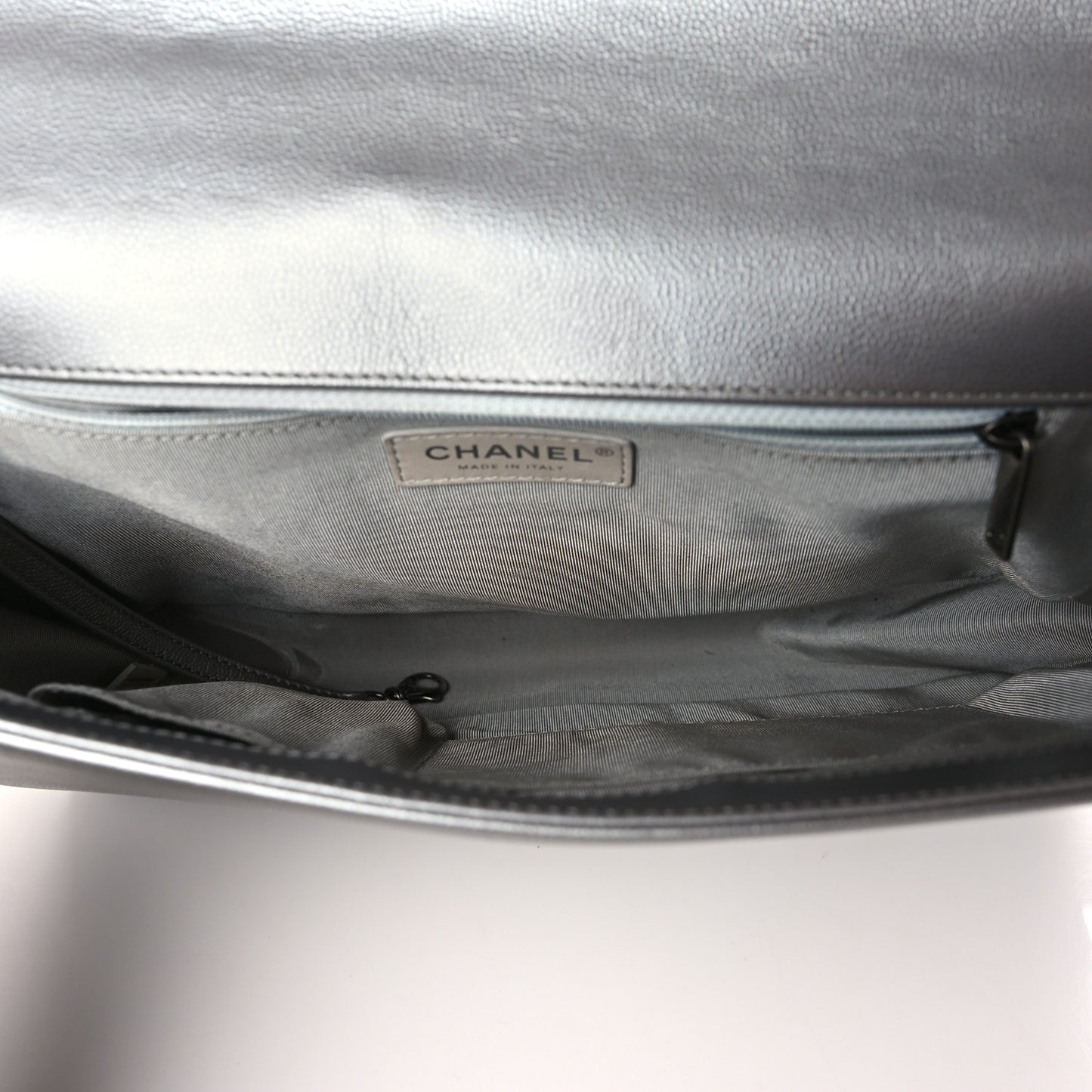Caviar Chevron New Medium Boy Flap Silver