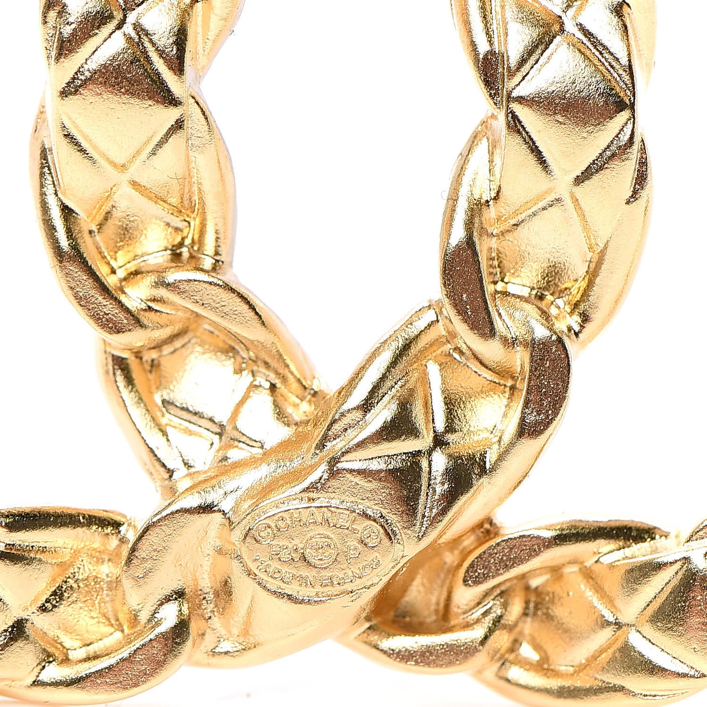 Quilted CC Brooch Gold