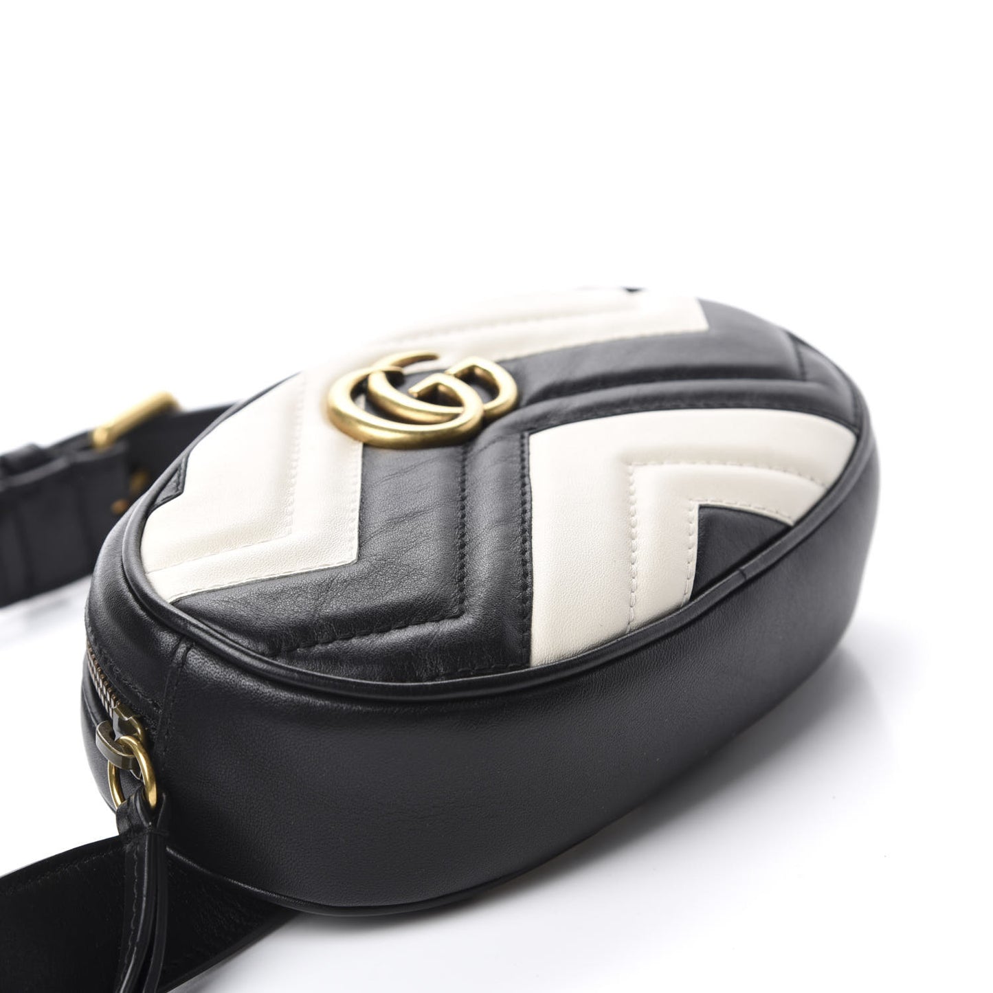 Calfskin Matelasse GG Marmont Belt Bag 85 34 Black White