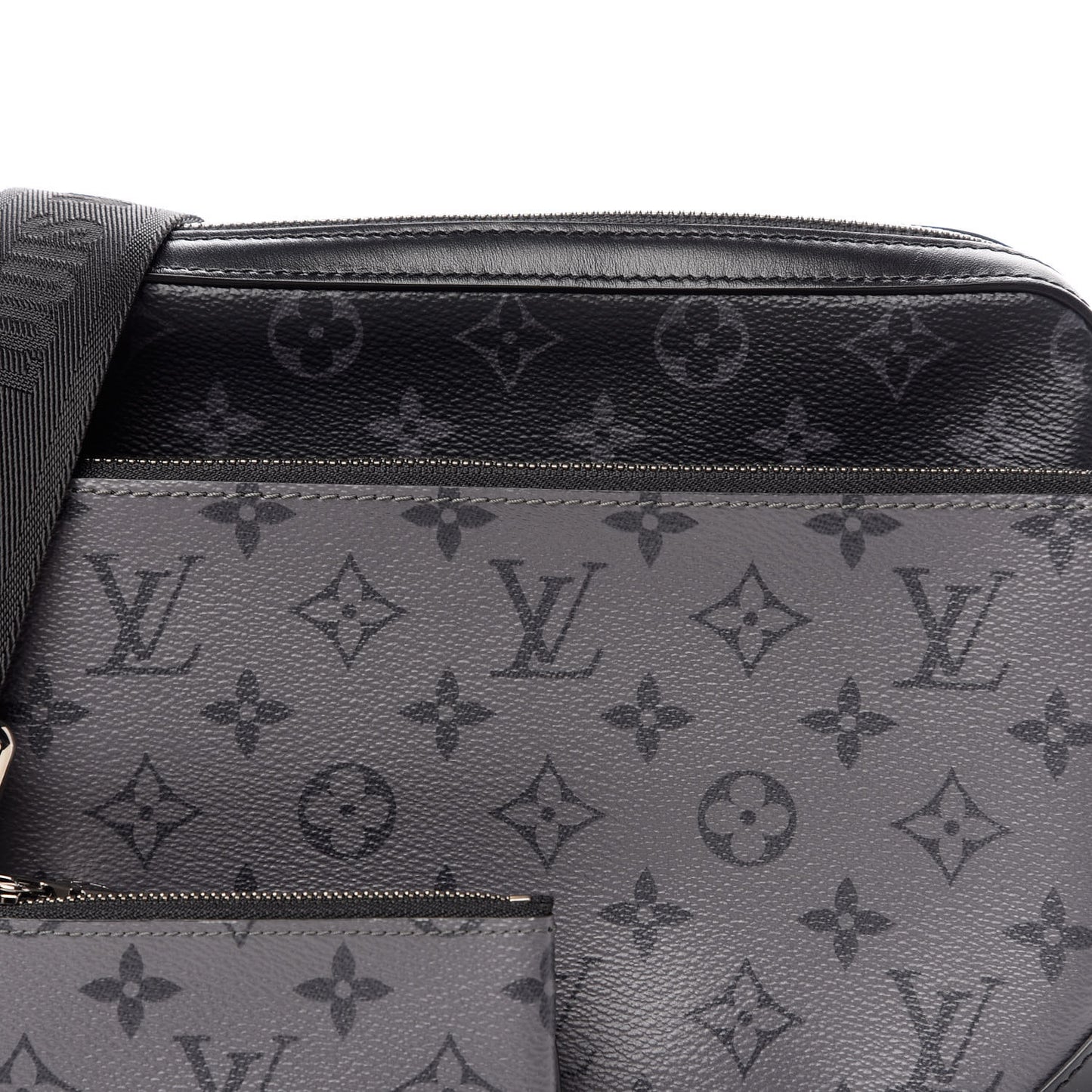Reverse Monogram Eclipse Trio Messenger