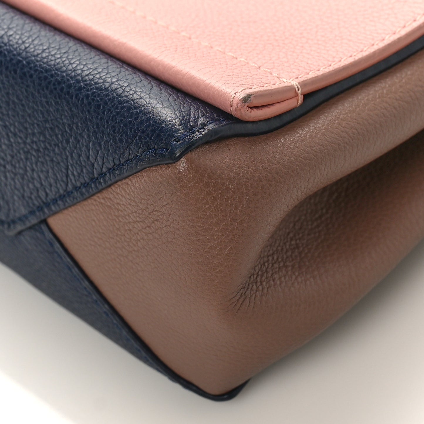 Soft Calfskin Lockme II Chain Bag BB Rose Poudre