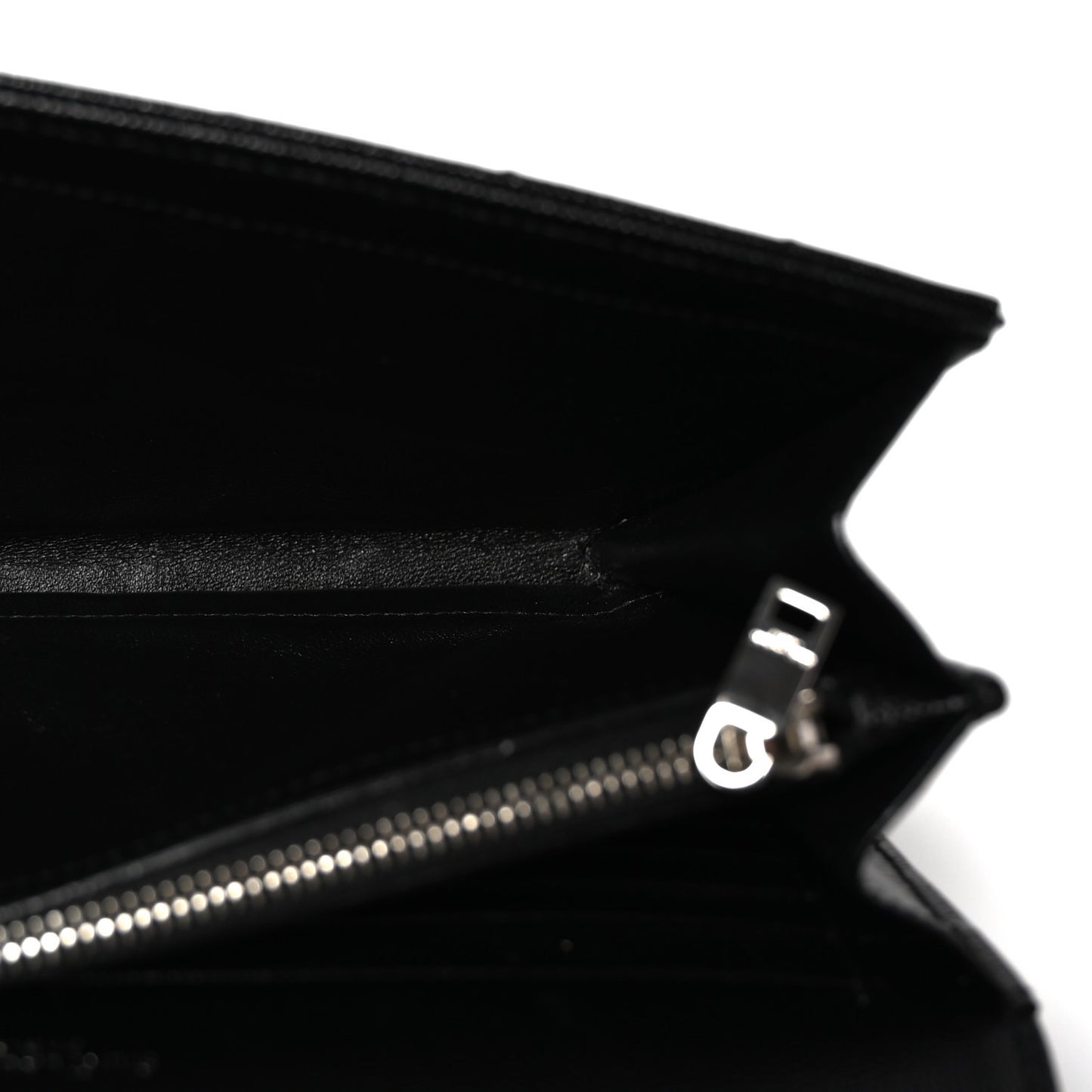 Grain De Poudre Matelasse Chevron Monogram Chain Wallet Black