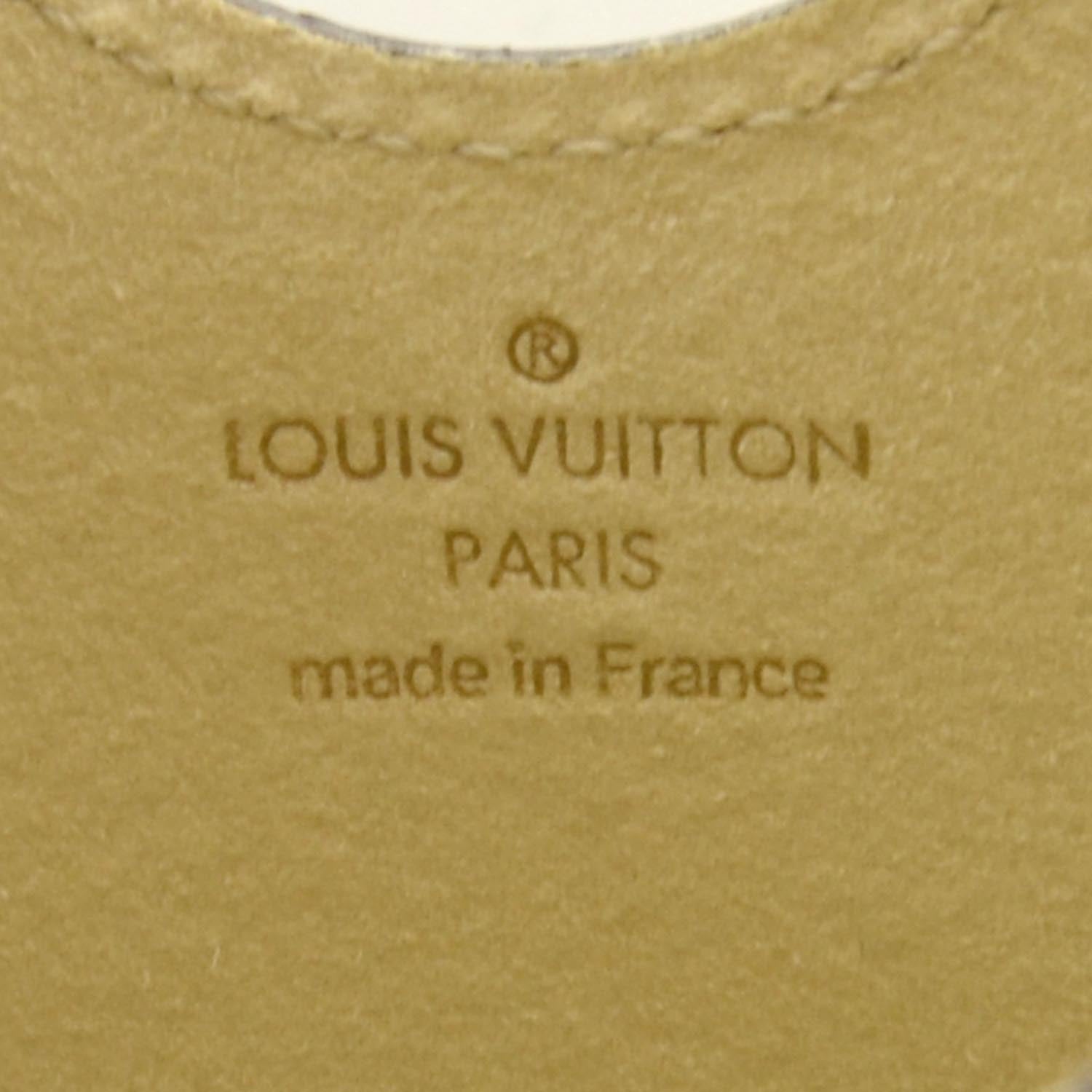 Louis Vuitton Monogram iPad Case 5 of 7