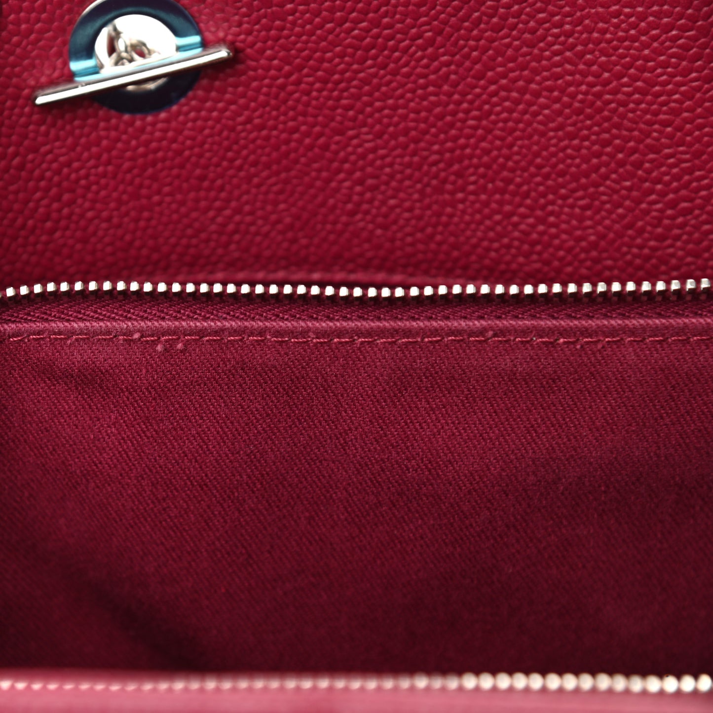 Caviar Quilted Timeless CC Shopping Tote Red