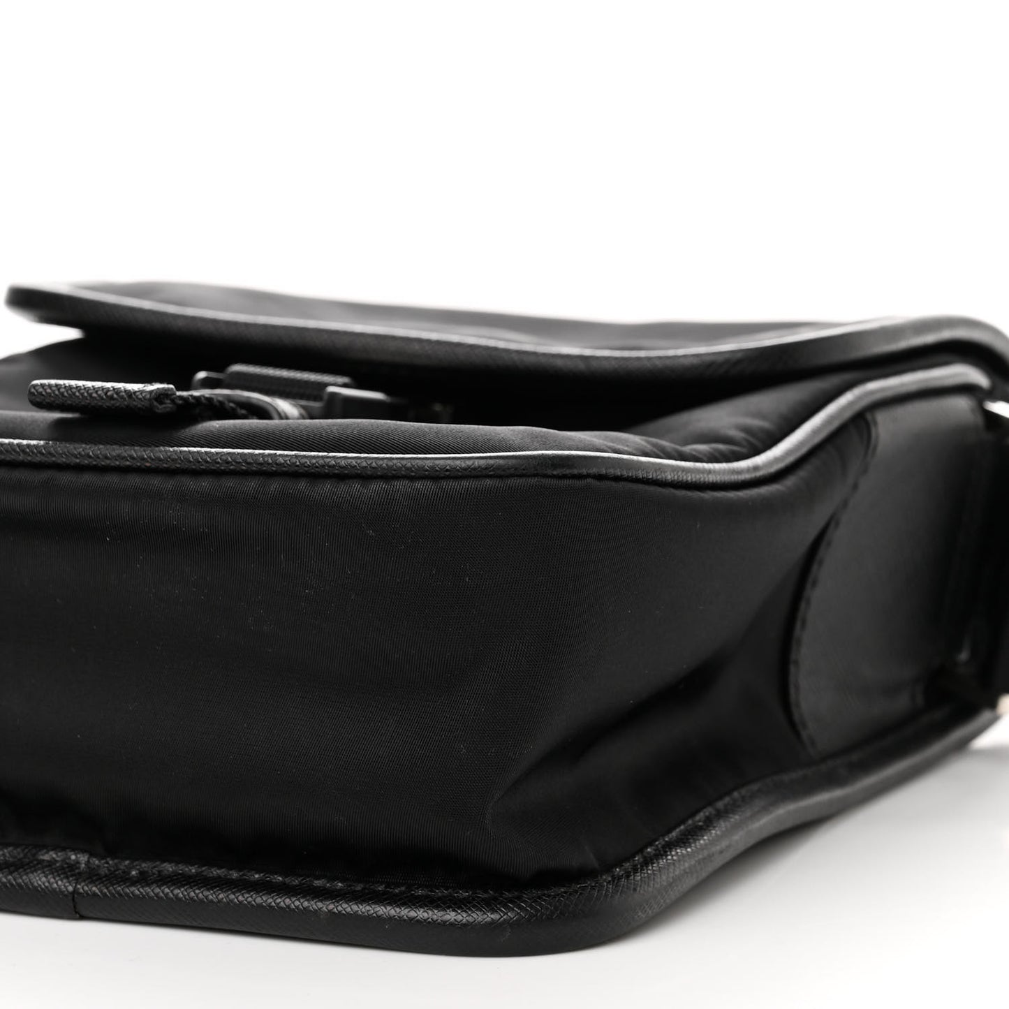 Tessuto Nylon Saffiano Logo Messenger Bag Black