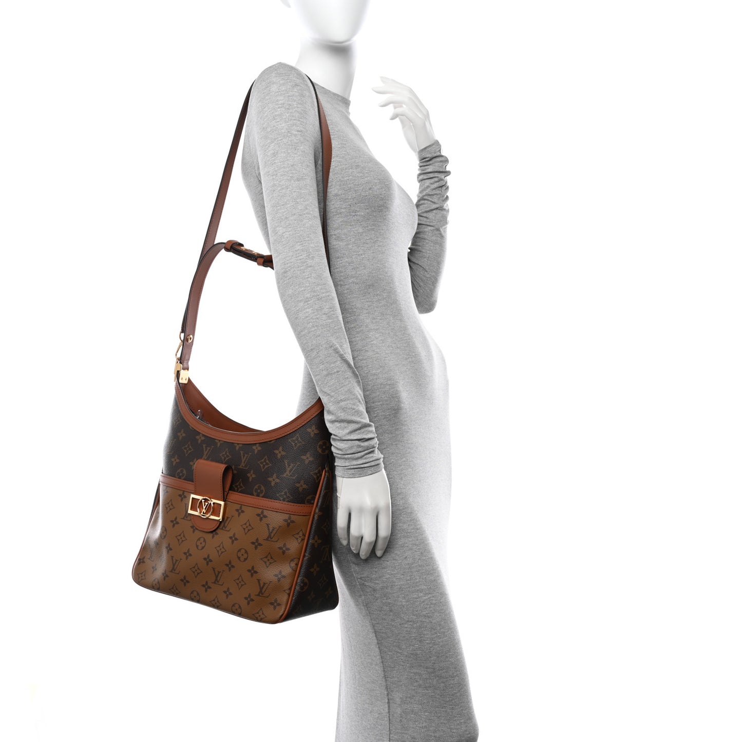 Reverse Monogram Dauphine Hobo MM
