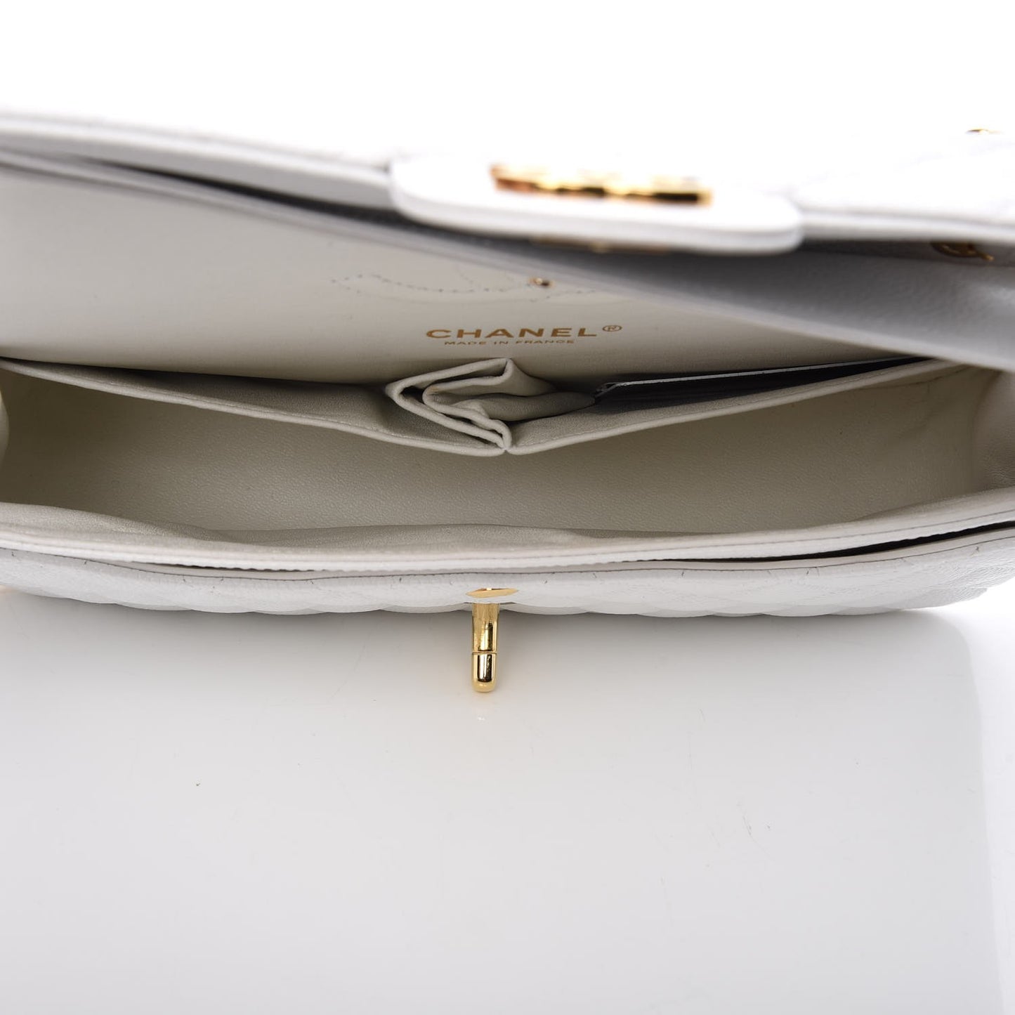 Caviar Quilted Medium Double Flap White