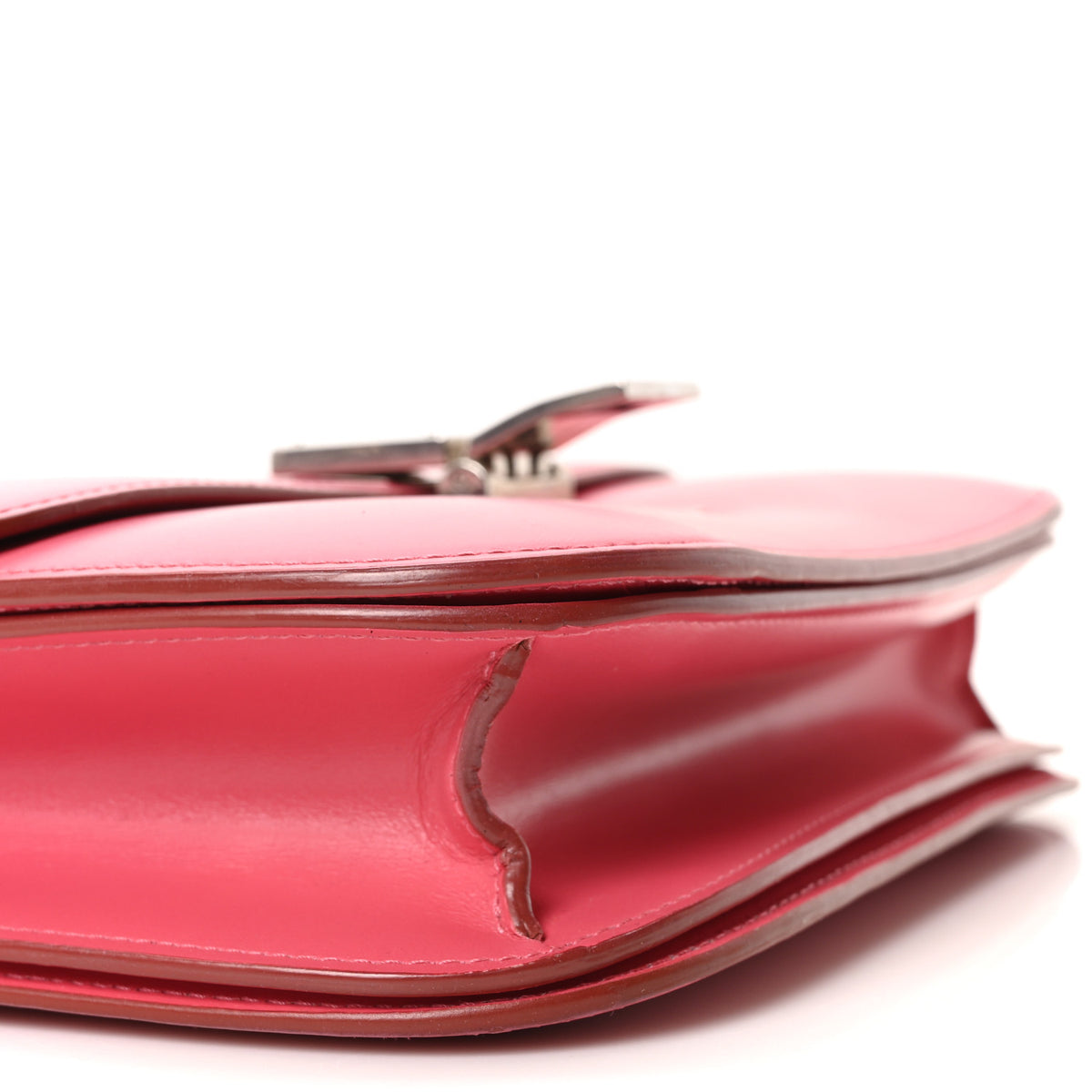 Box Calfskin Medium Classic Box Flap Bag Raspberry