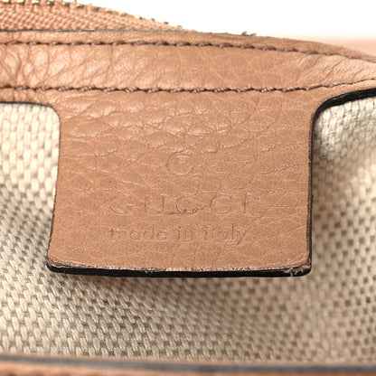 Gucci Pebbled Calfskin Medium Soho Flap Crossbody Camelia 6 of 10