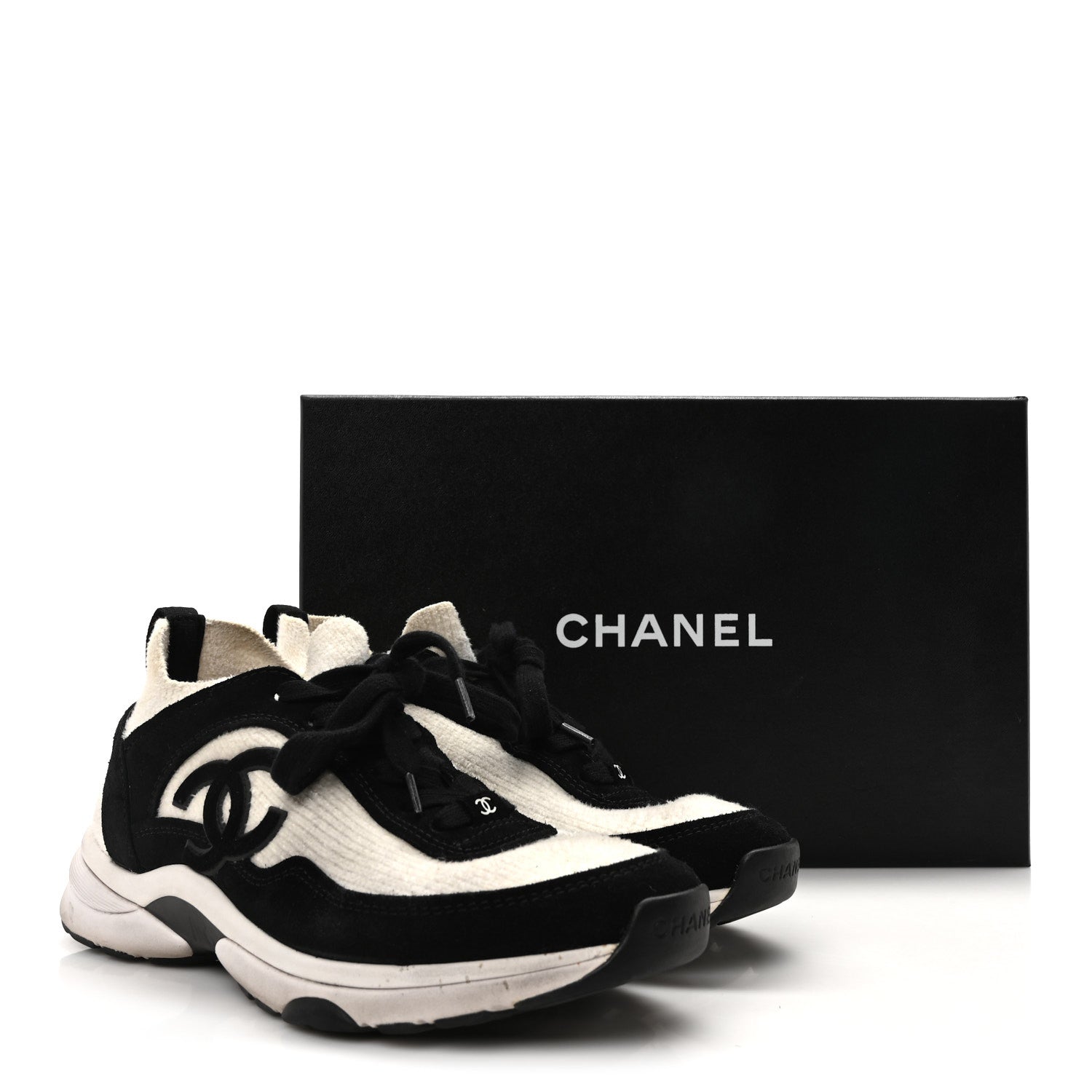 Chanel Fabric Suede Calfskin CC Sneakers 38 White Black 8 of 8
