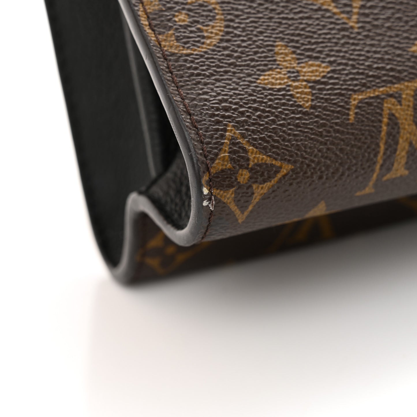 Monogram Victoire Black