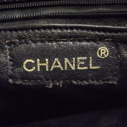 Chanel Vintage Patent Quilted Tassel Camera Case 9 of 12