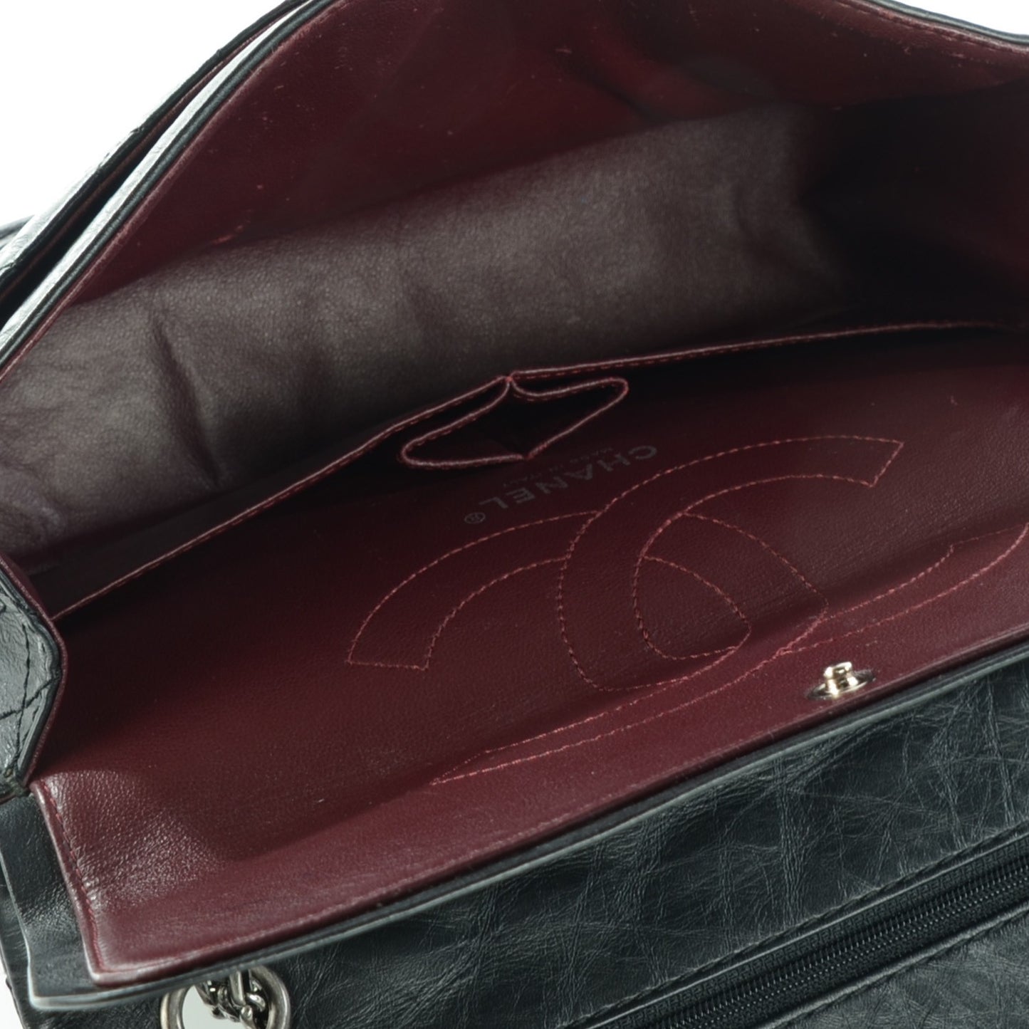 Aged Calfskin Quilted 2.55 Reissue 225 Flap Black