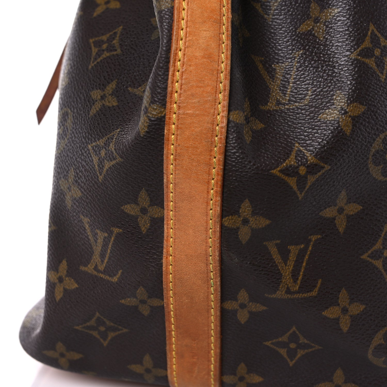 Louis Vuitton Monogram Petit Noe 17 of 25