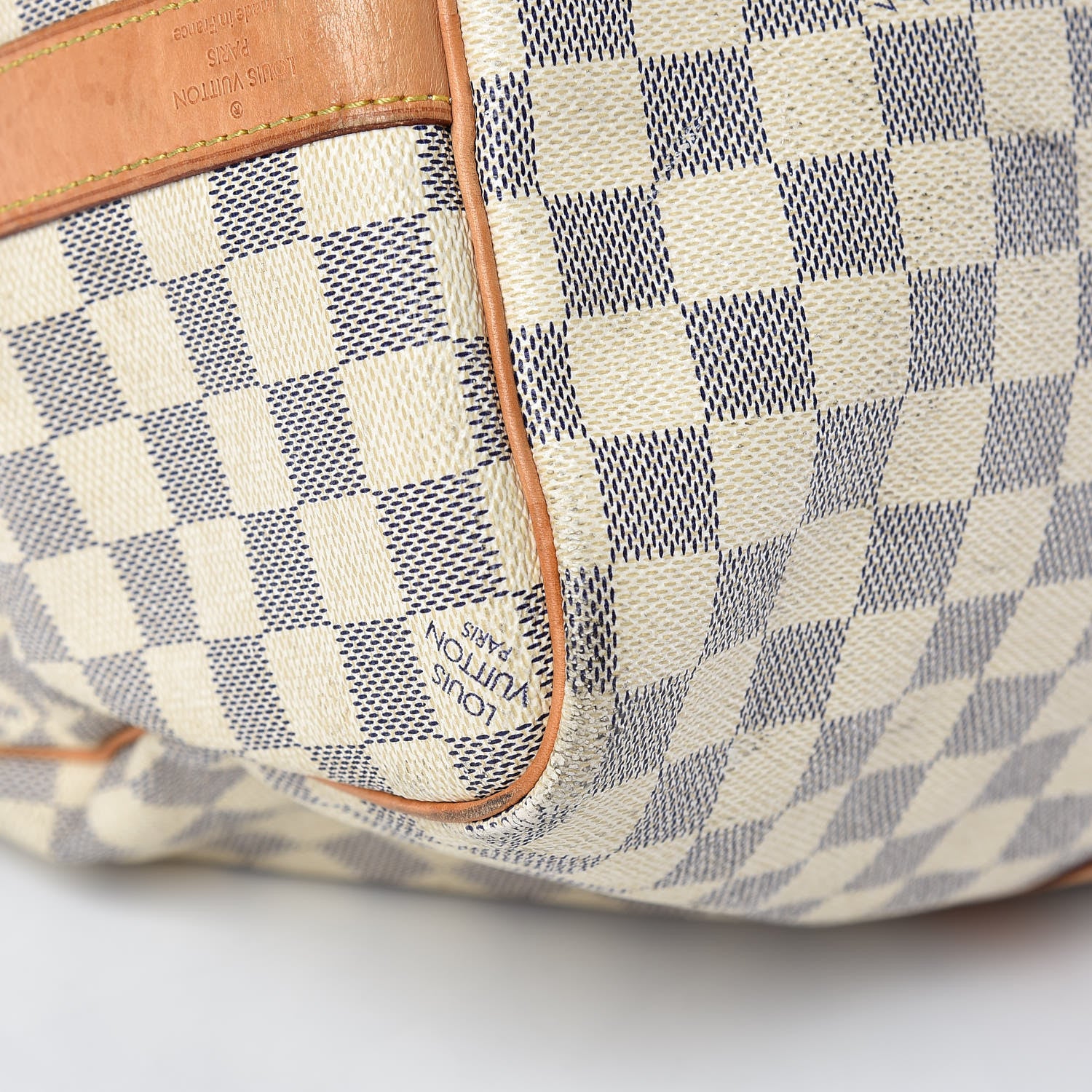 Louis Vuitton Damier Azur Keepall Bandouliere 45 26 of 32