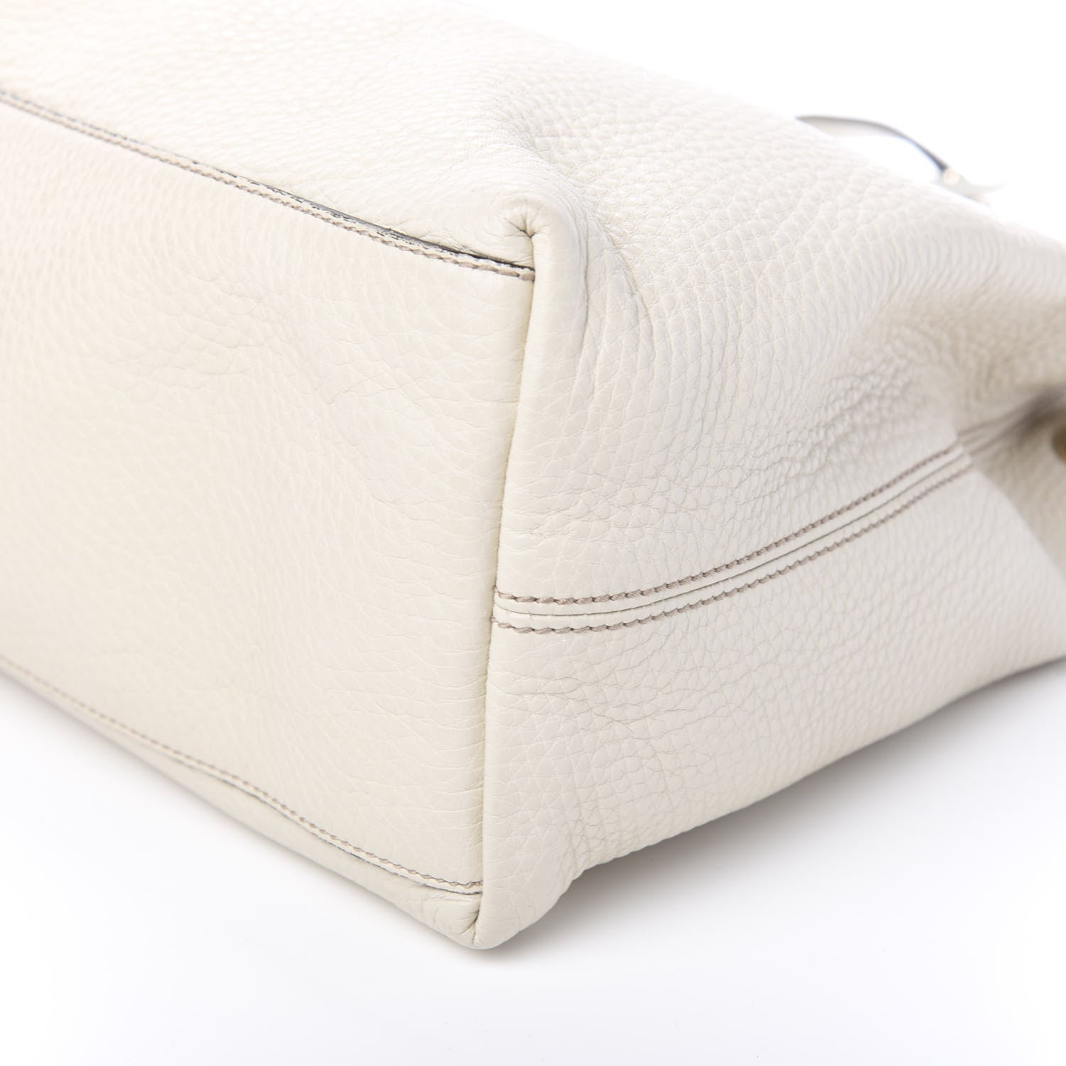 Gucci Pebbled Calfskin Medium Soho Chain Shoulder Bag Off White 8 of 9
