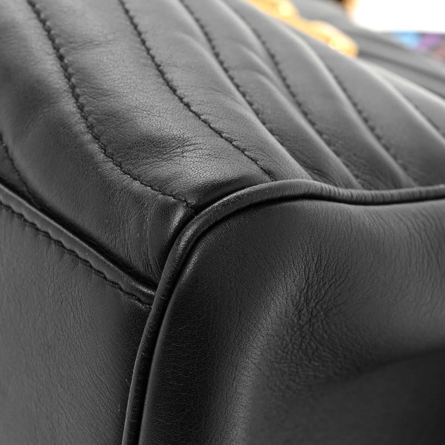 Calfskin New Wave Chain Tote Black