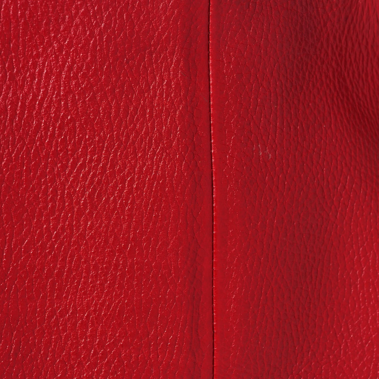 Vitello Daino Shoulder Bag Rosso