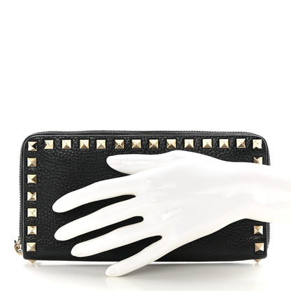 Valentino Garavani Calfskin Rockstud Zip Around Wallet Black 2 of 13