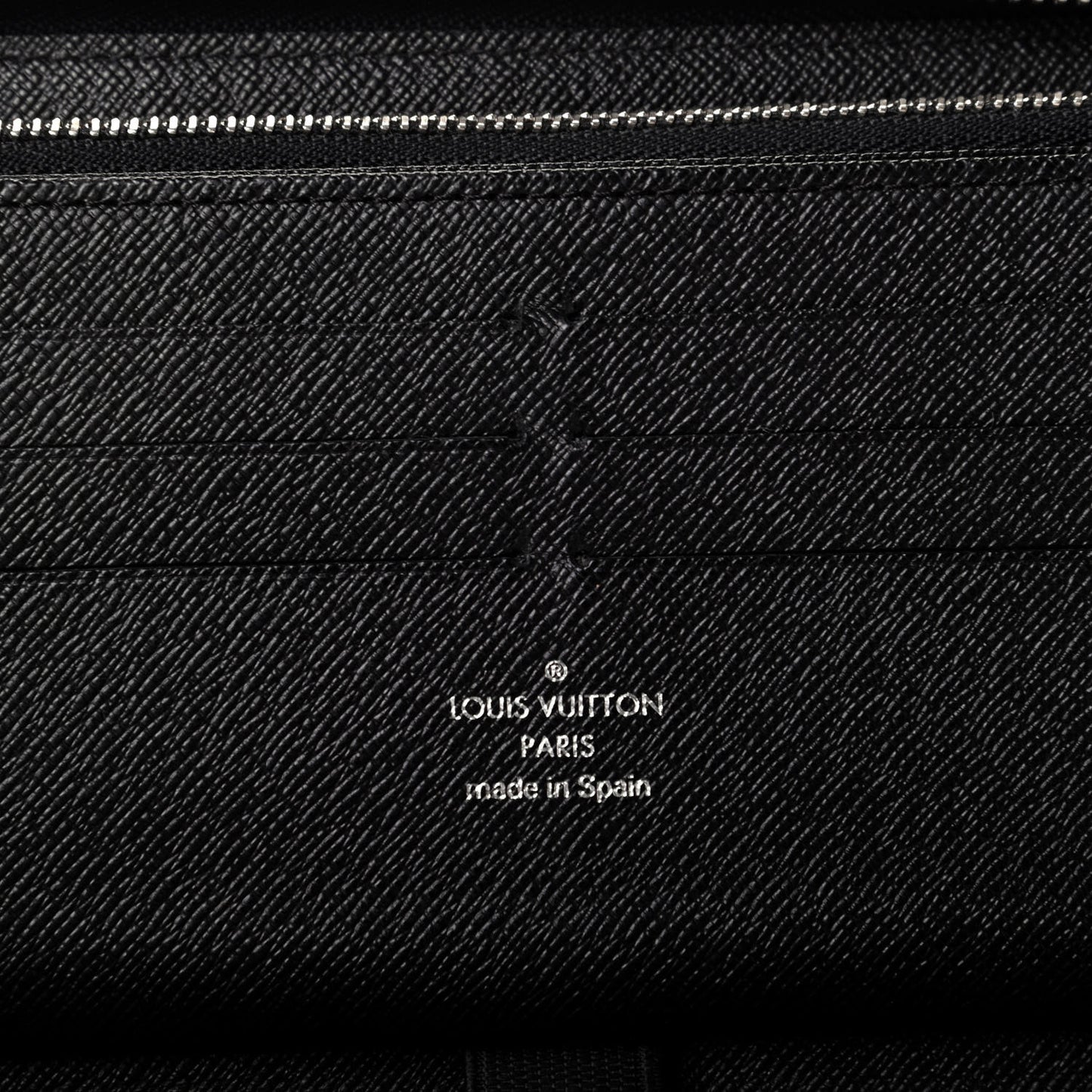 Damier Graphite Zippy Organizer Wallet